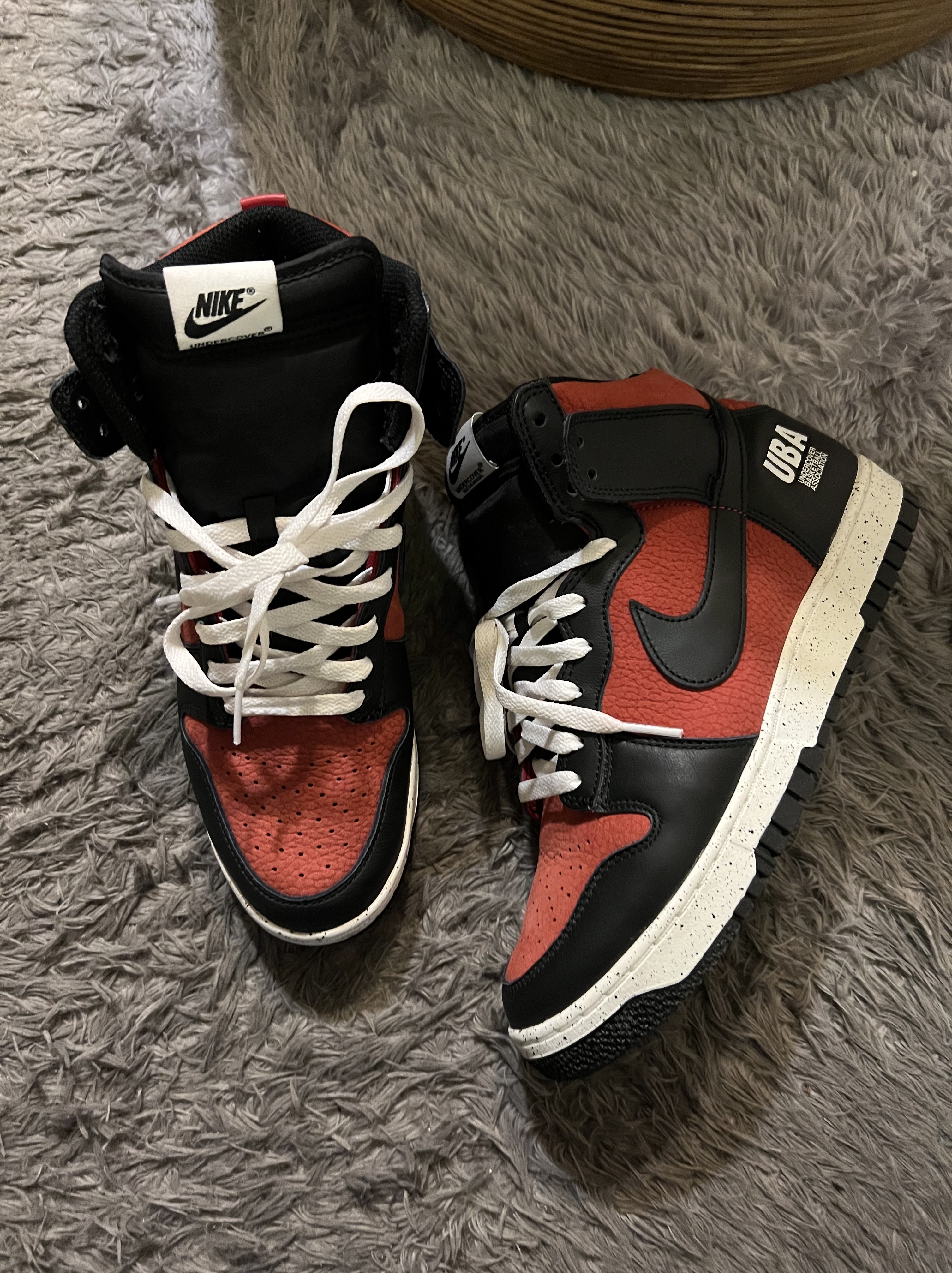 Nike x Undercover Dunk High 1985 Gym Red 착용 스타일