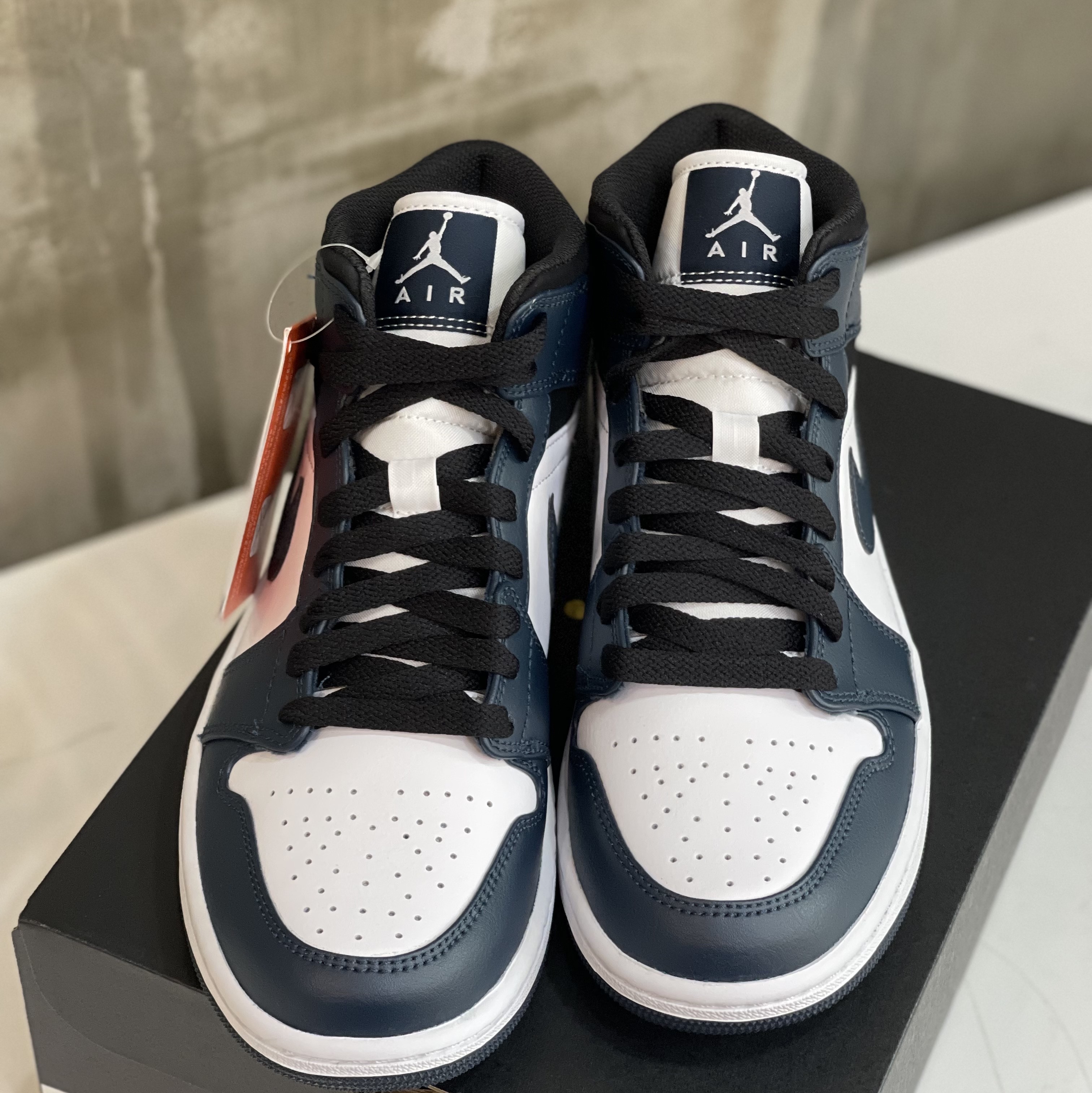 Jordan 1 Mid Dark Teal 착용 스타일