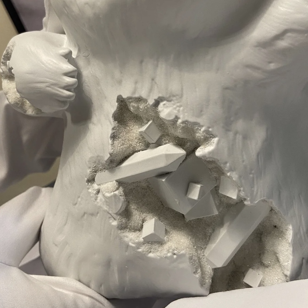 Daniel Arsham x Pokemon Crystalized Charmander 착용 스타일 - 4