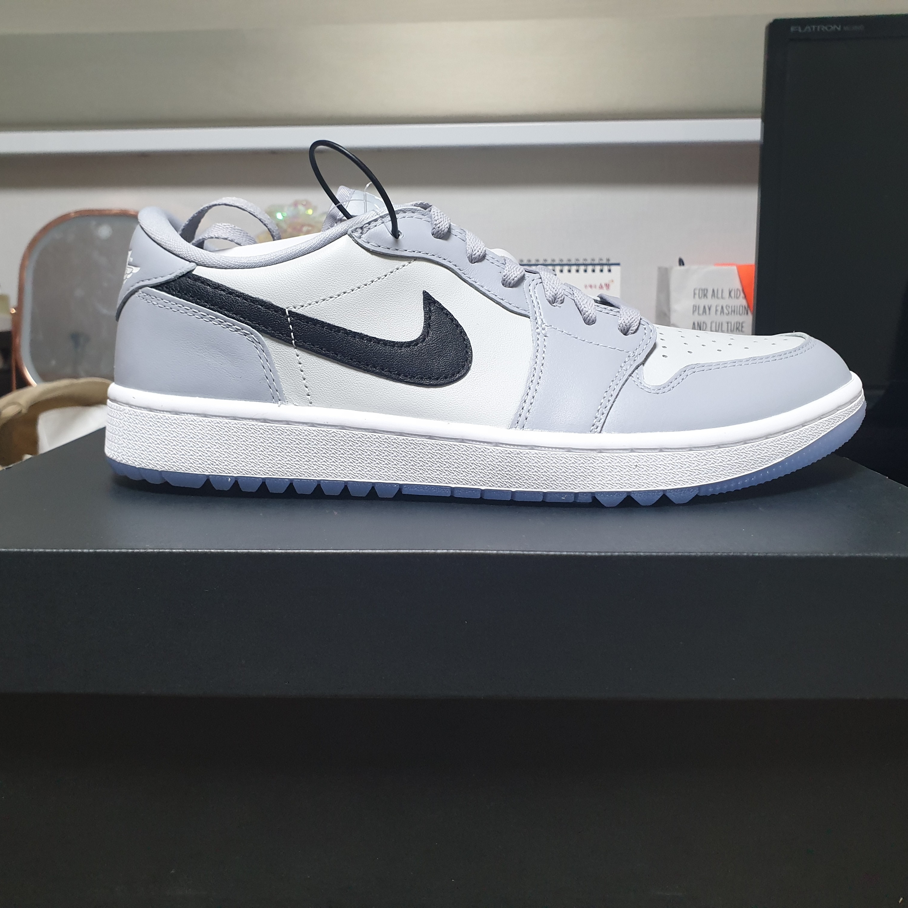 Nike x NBA Dunk Low Retro EMB Racer Blue and Orange, Nike Dunk Low Retro Championship Court Purple 착용 스타일 - 4
