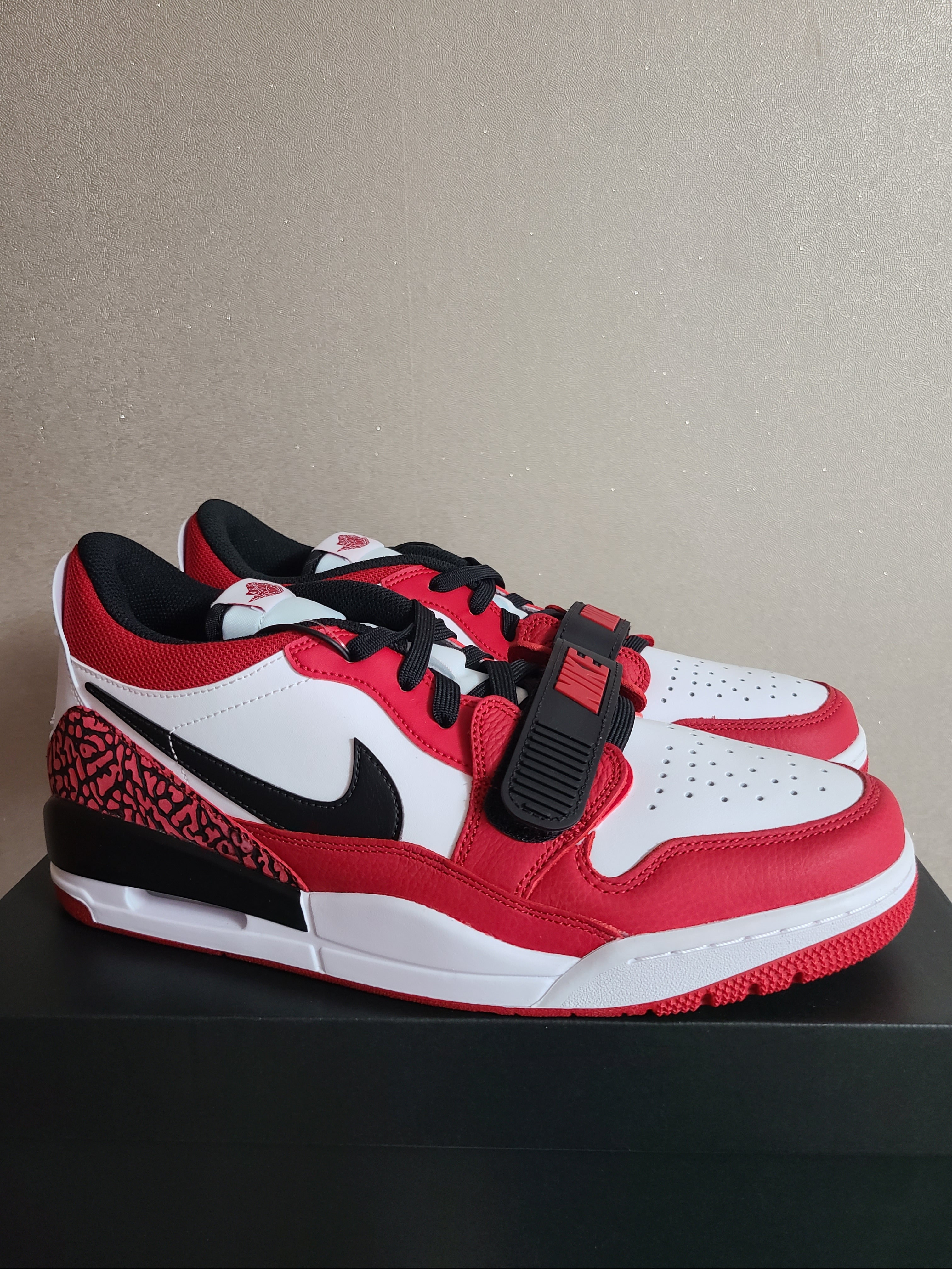 Jordan Legacy 312 Low Chicago 2022 착용 스타일 - 3