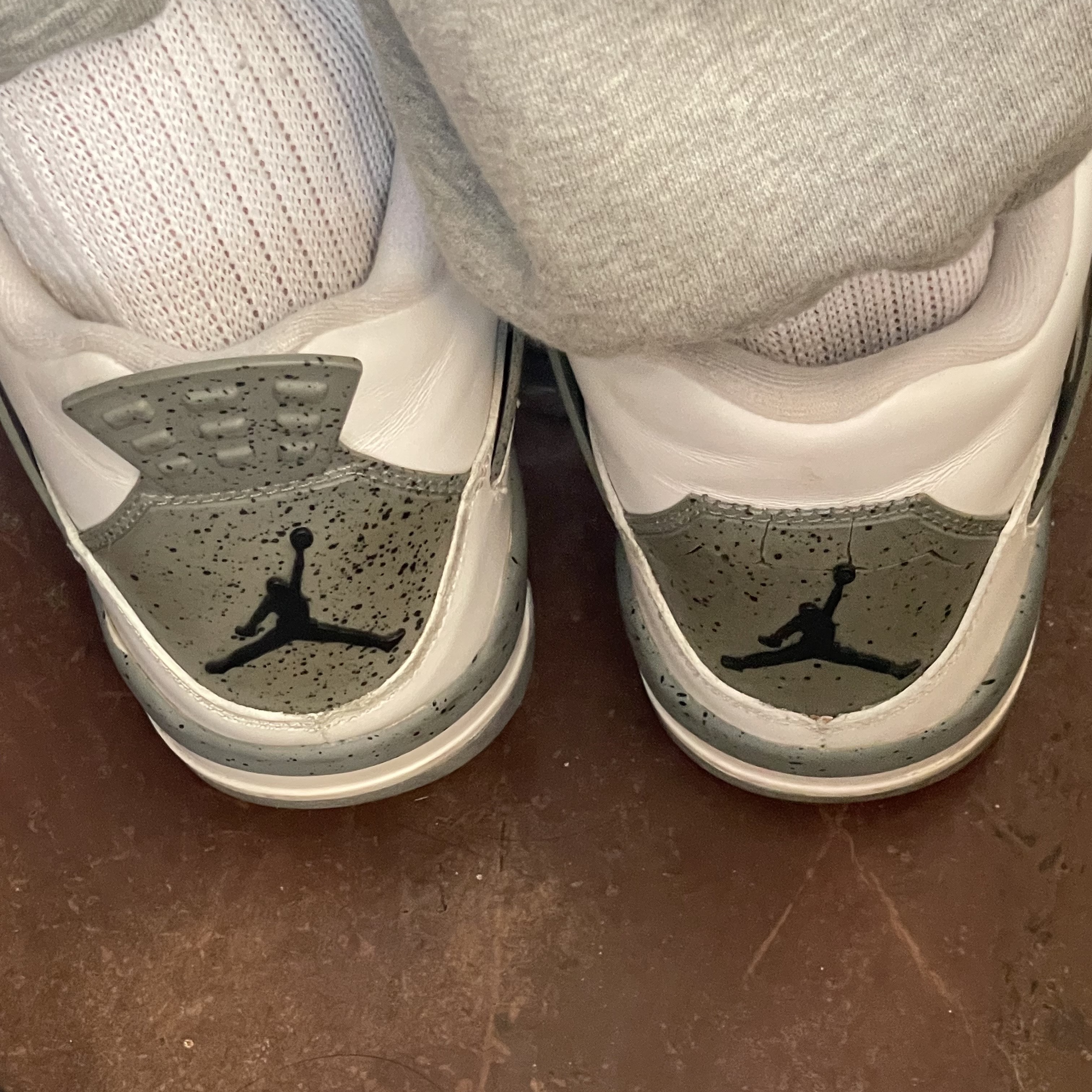 Jordan 4 Retro White Cement 2012, Jordan 4 Retro OG White Cement 2016 착용 스타일