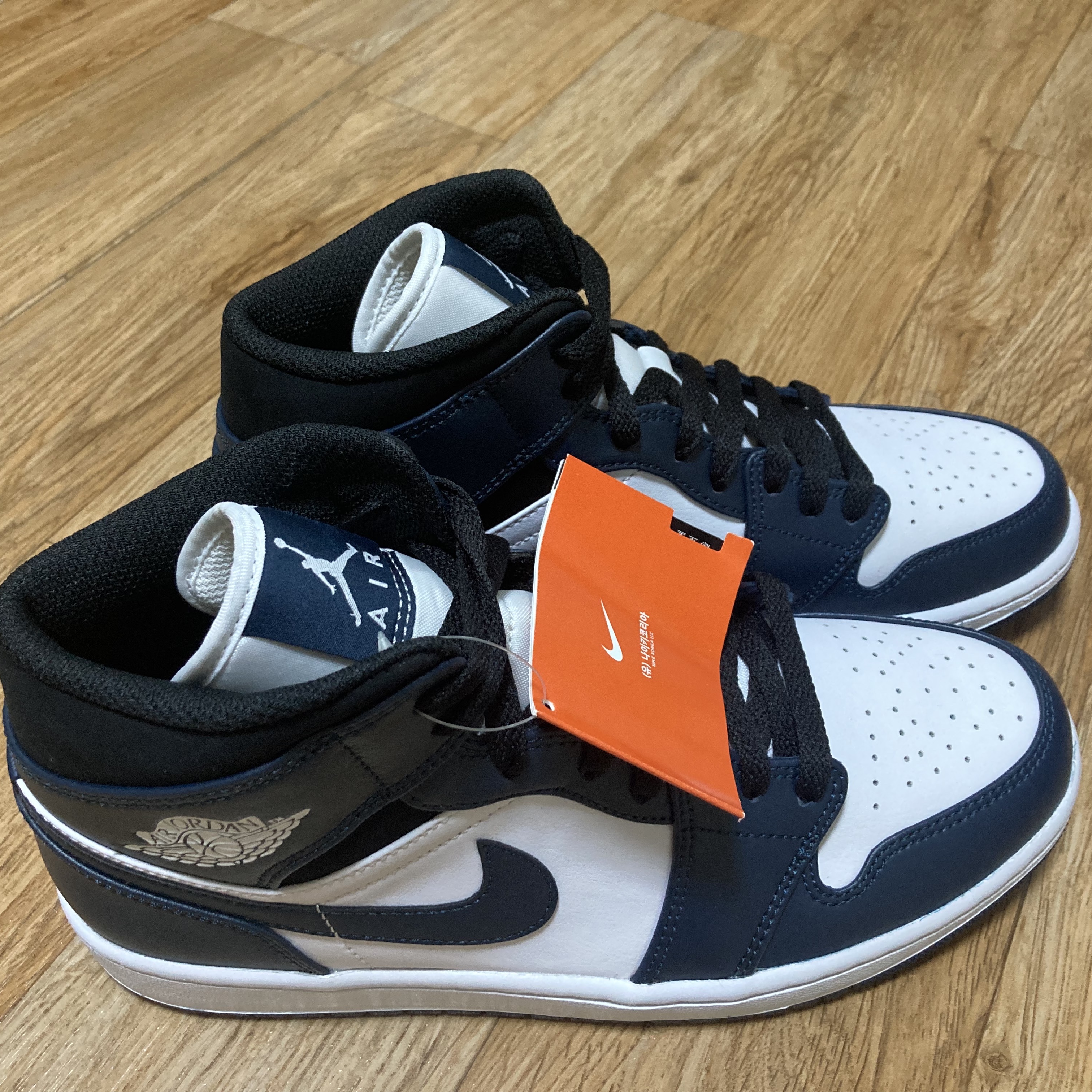 Jordan 1 Mid Dark Teal 착용 스타일
