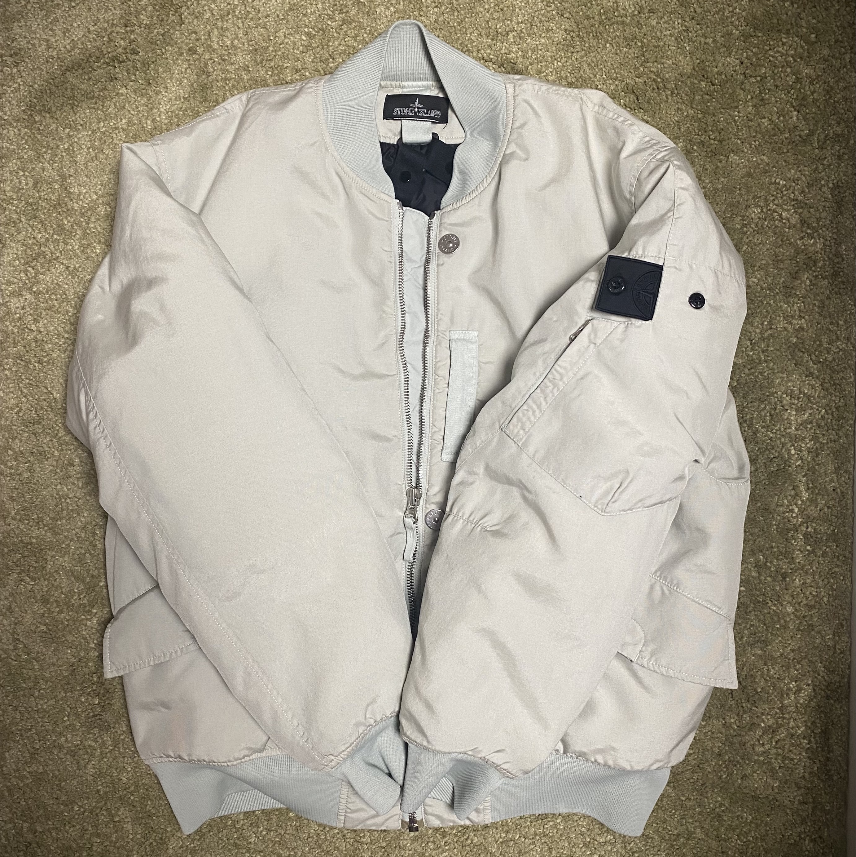 Stone Island Shadow Project 40706 Hollowcore Poly Light Garment Dyed Bomber Jacket Pearl Gray - 21FW 착용 스타일 - 1