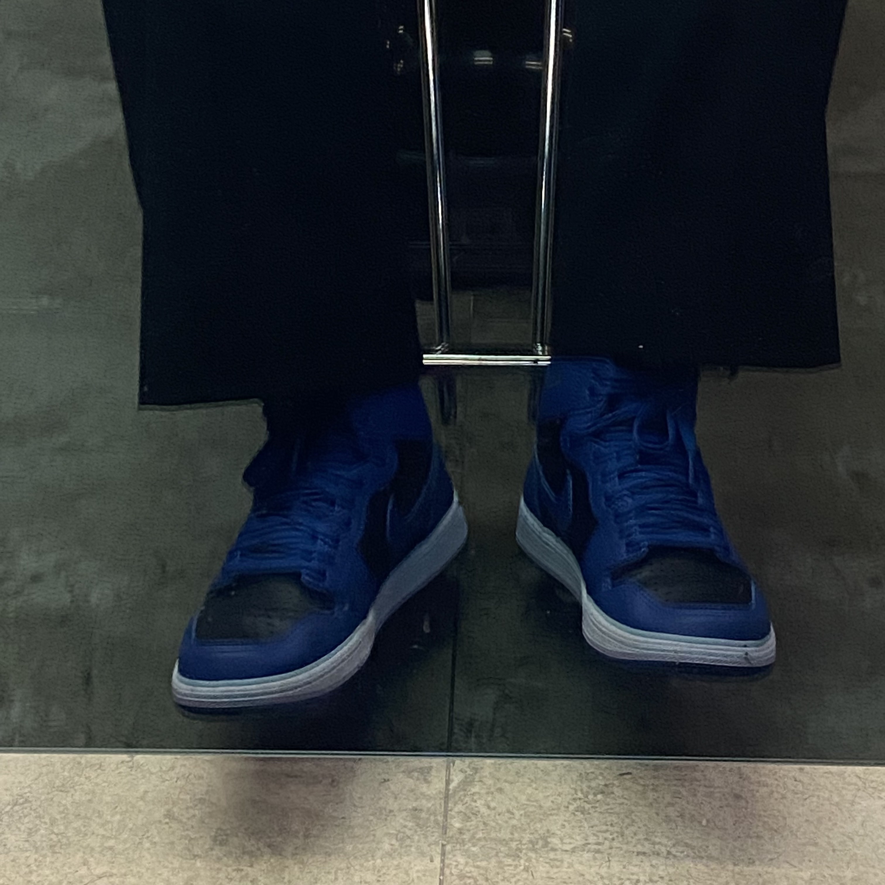 Jordan 1 Retro High OG Dark Marina Blue 착용 스타일