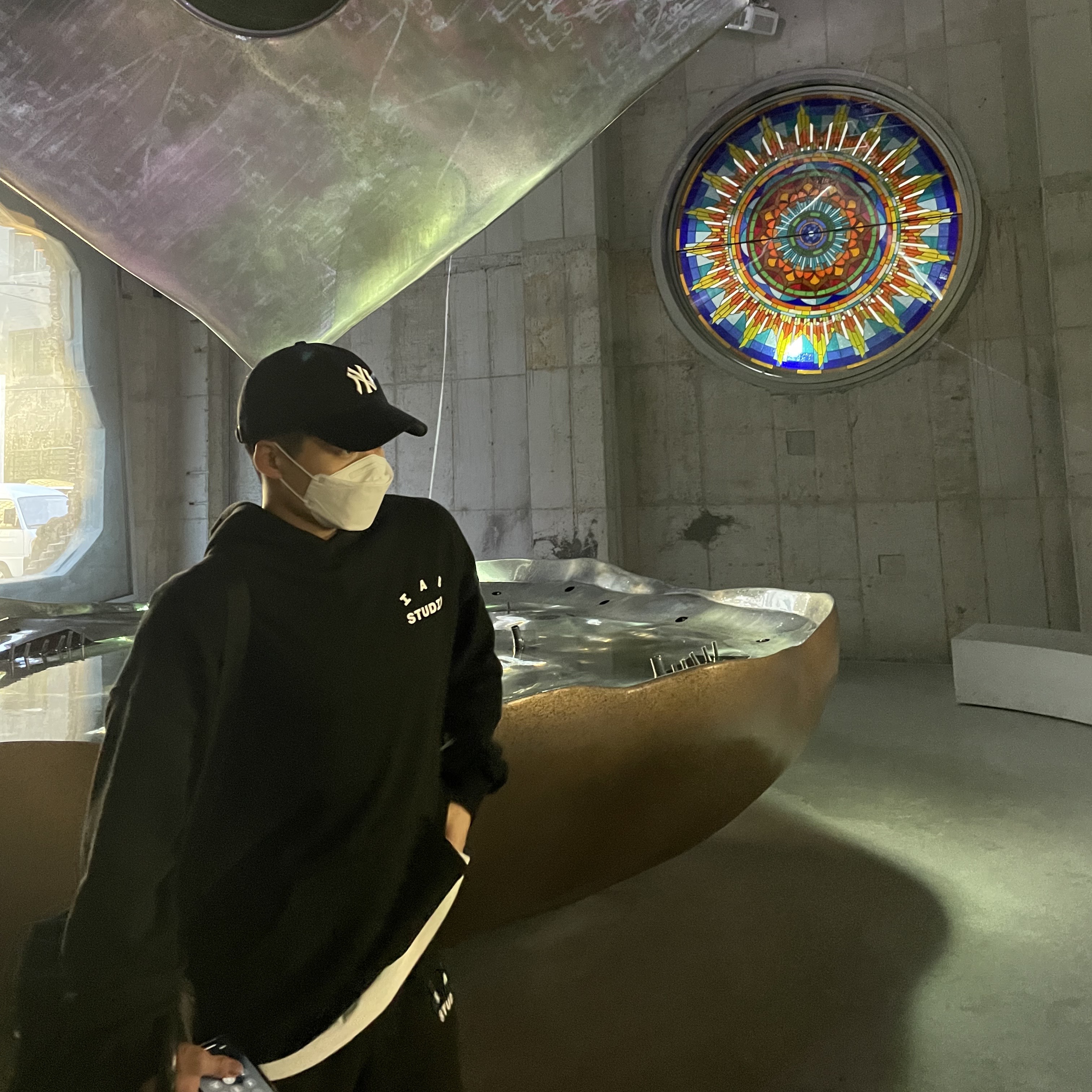 IAB Studio Hoodie Black White, IAB Studio Sweatpants Black White - 22SS 착용 스타일 - 1