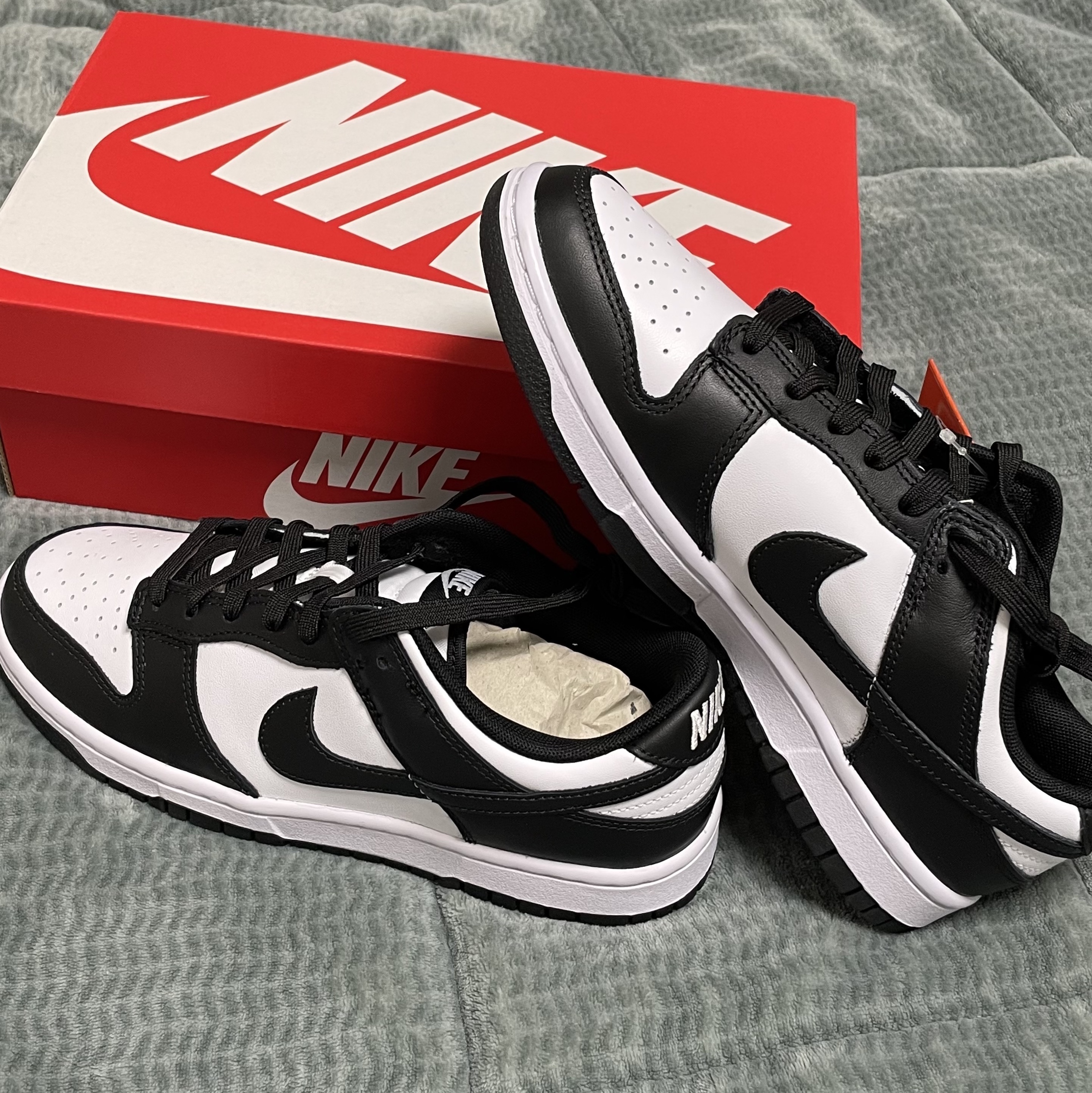 Nike Dunk Low Retro Black, (W) Nike Dunk Low Black 착용 스타일 - 1