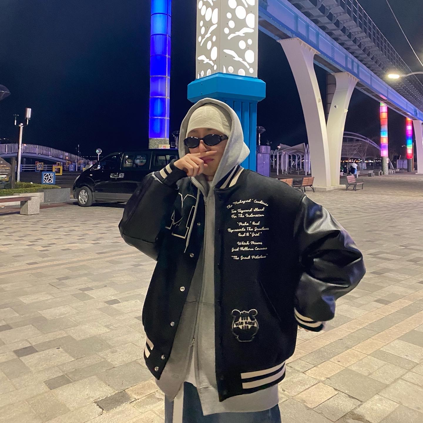 Stussy Debossed Stock Logo Beanie Bone 착용 스타일