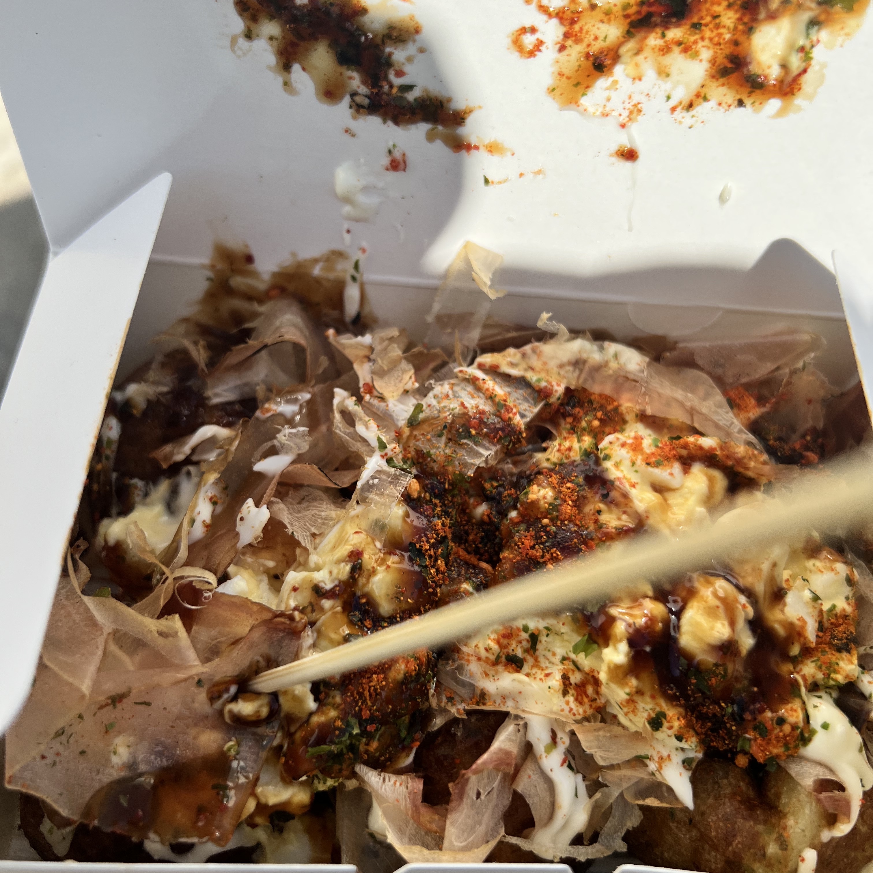 Nike x Sacai LDWaffle Green Multi, Nike x Stussy Windrunner Jacket Bright Cactus 착용 스타일 - 5