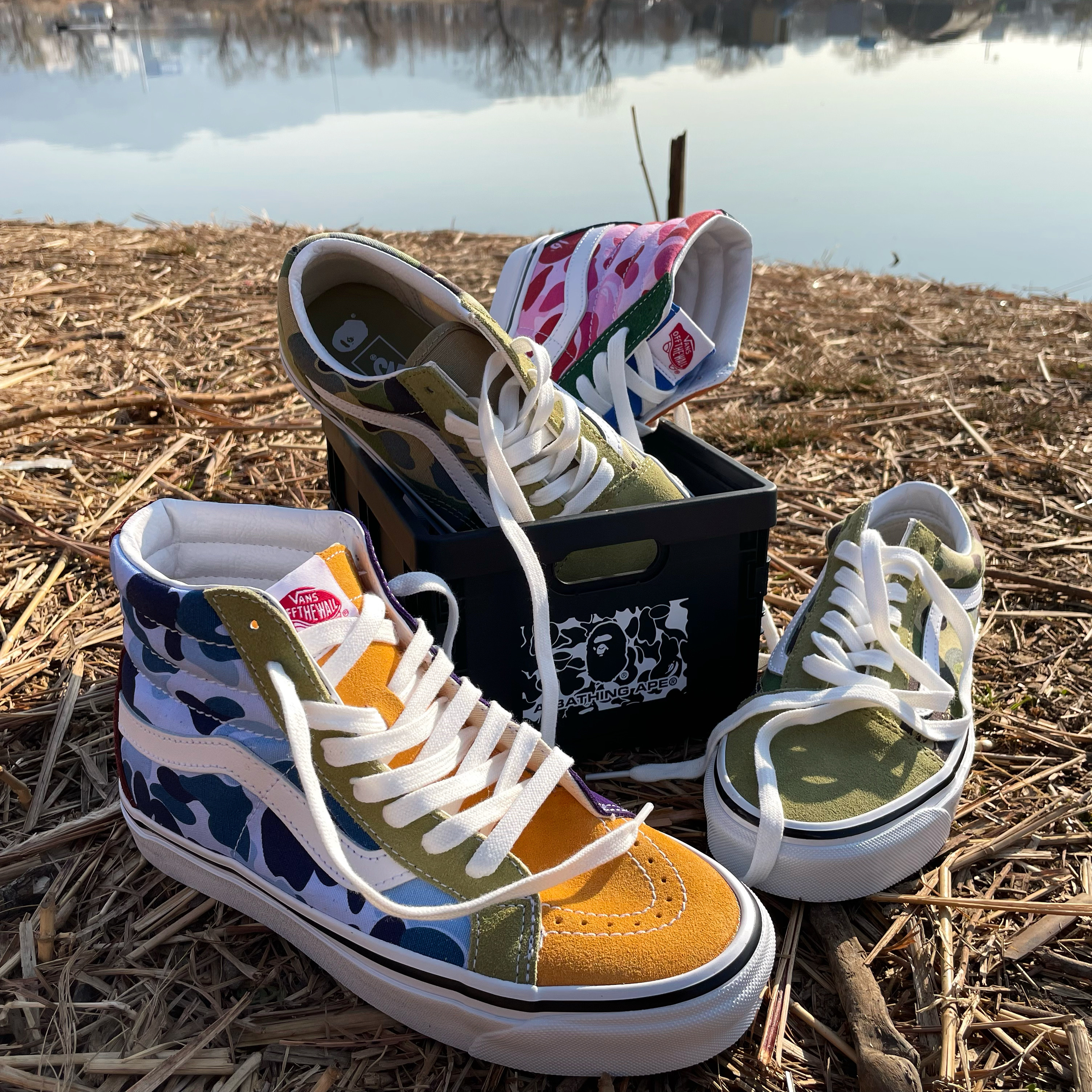 Vans x BAPE Old Skool 36 DX ABC Camo, Vans x BAPE Sk8-Hi 38 DX Blue Multi 착용 스타일