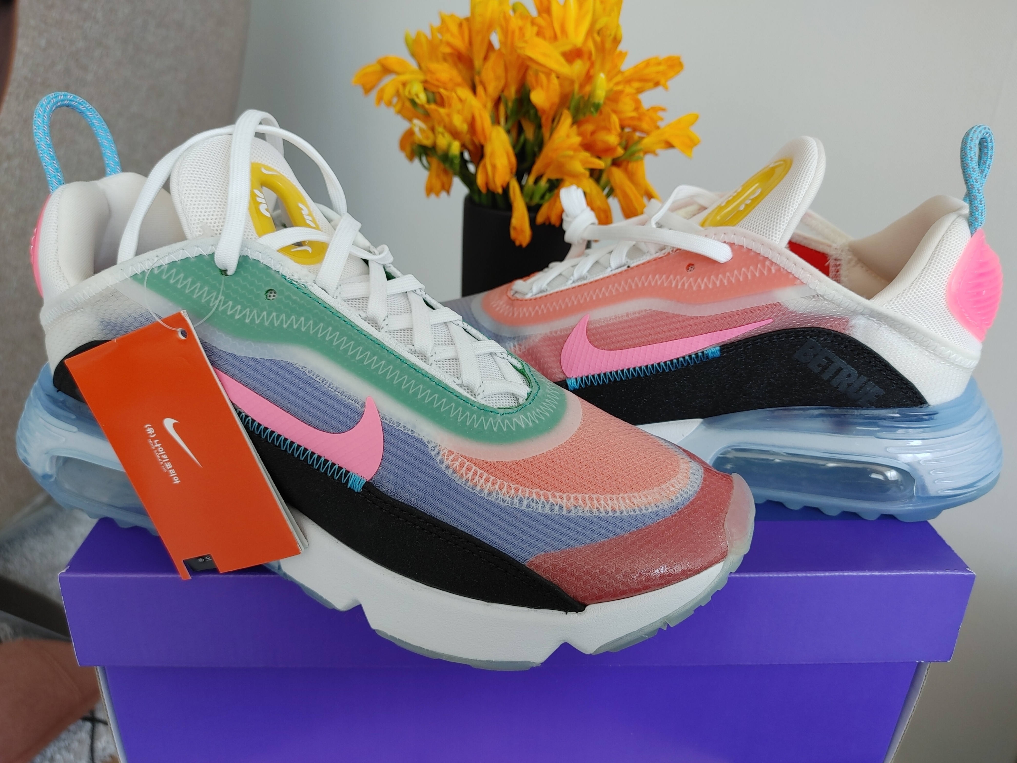 Nike Air Max 2090 Be True 2020 착용 스타일 - 1