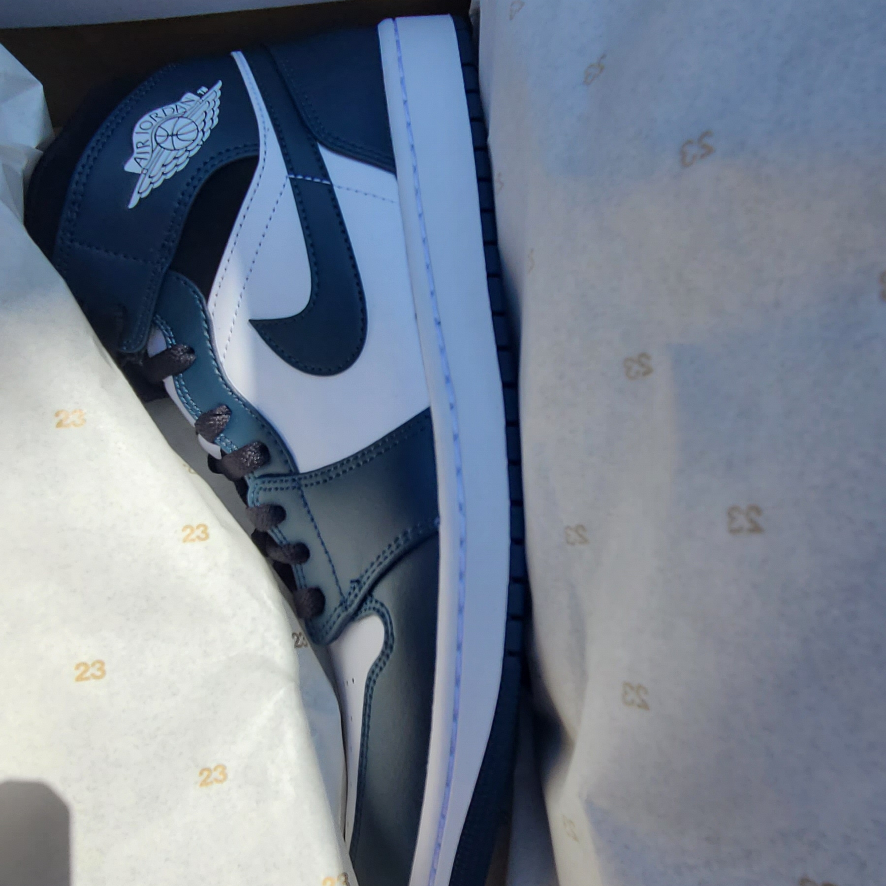 Jordan 1 Mid Dark Teal 착용 스타일