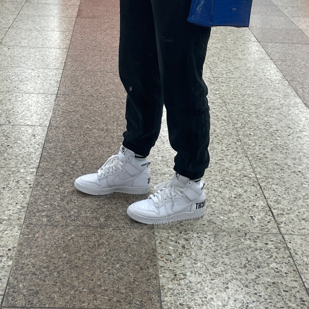 Nike x Undercover Dunk High 1985White 착용 스타일 - 2