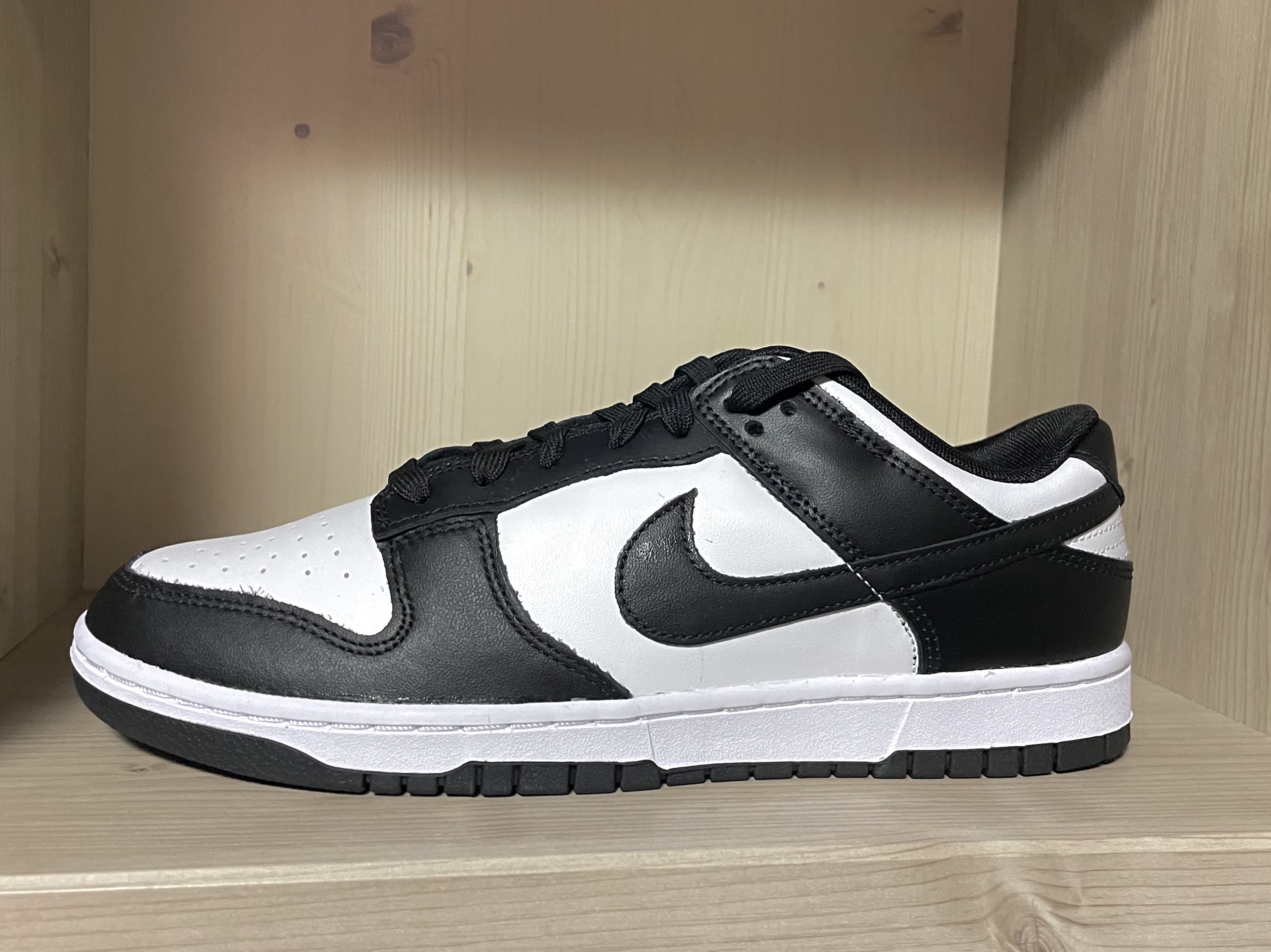 Nike Dunk Low Retro Black 착용 스타일