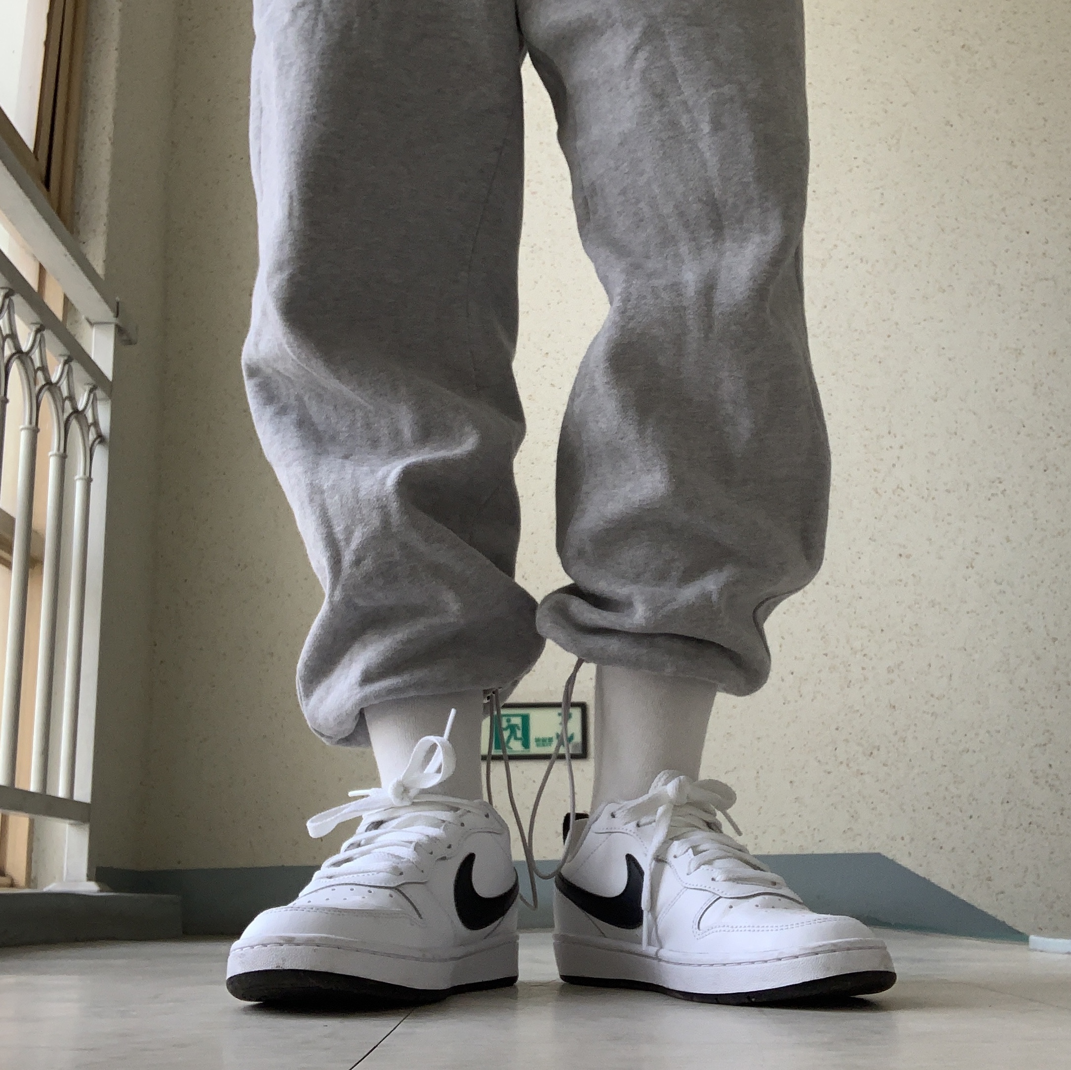 (GS) Nike Court Borough Low 2 White Black 착용 스타일