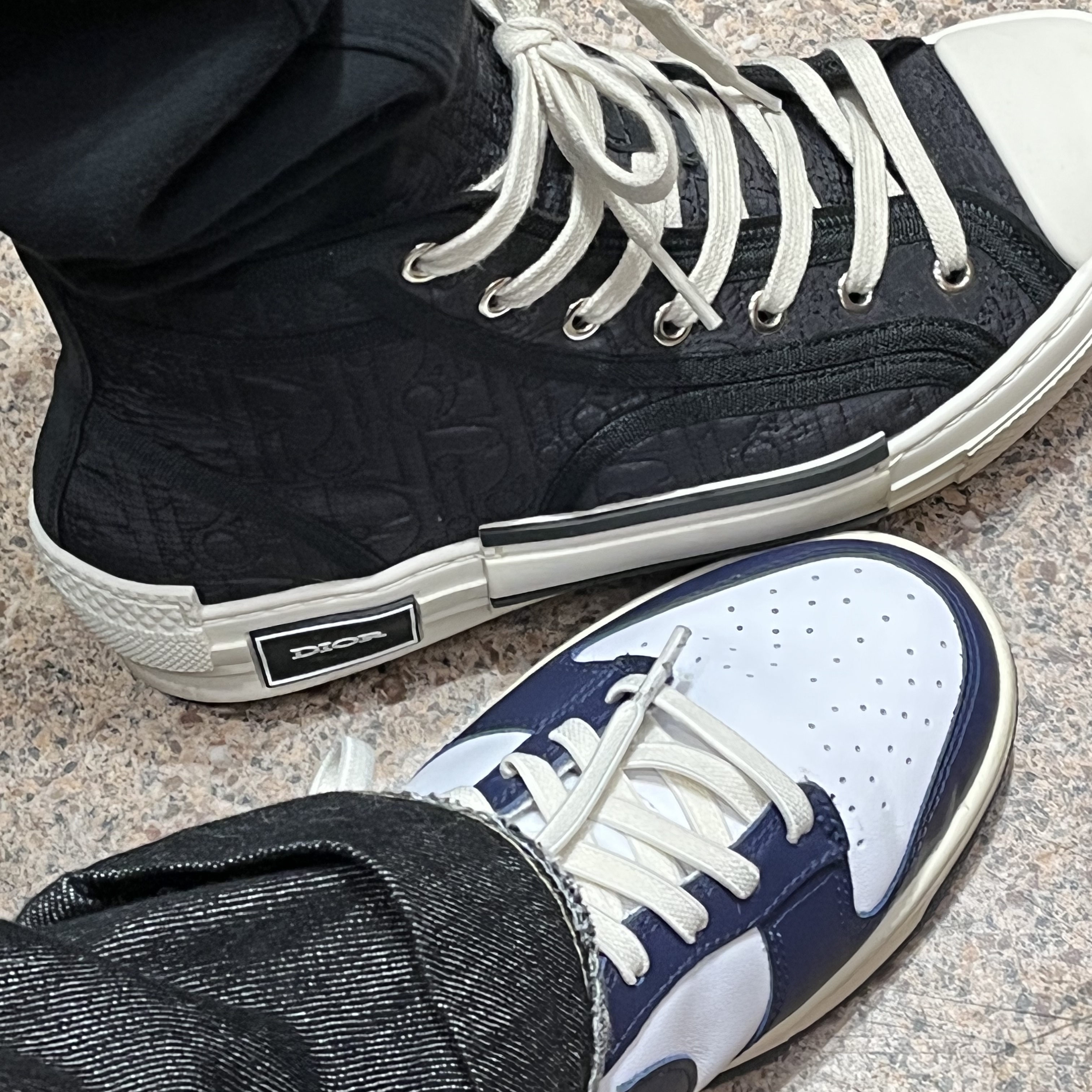 (W) Nike Dunk Low Vintage Midnight Navy 착용 스타일