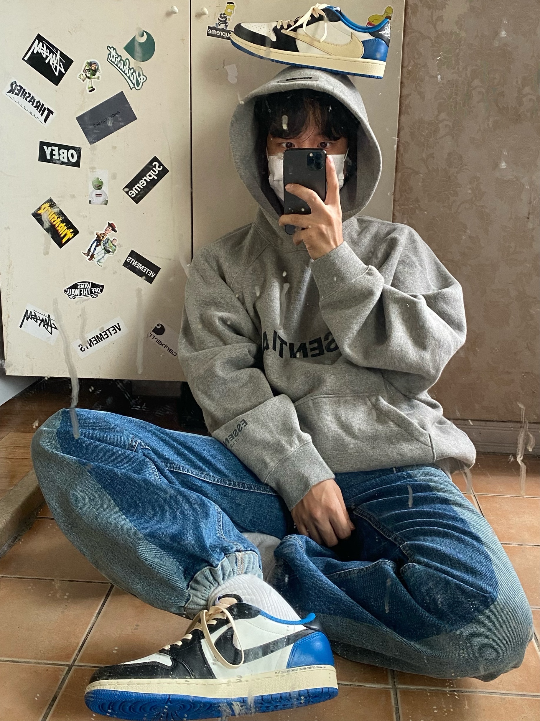 Jordan 1 x Travis Scott x Fragment Retro Low OG SP Military Blue 착용 스타일