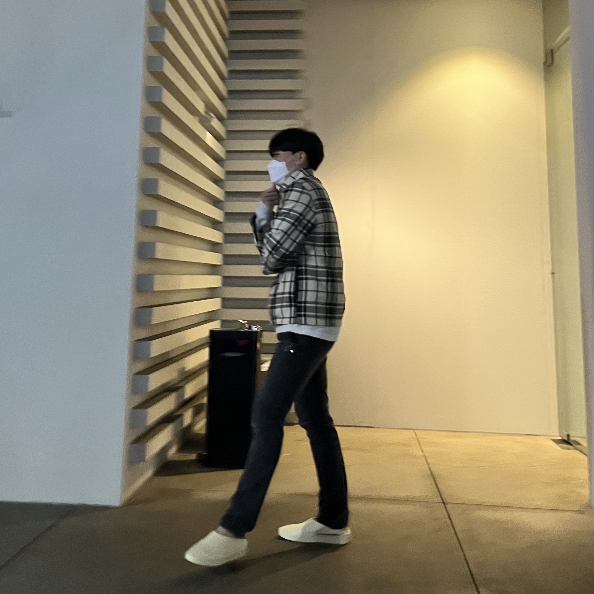 Fear of God The California Cream 착용 스타일 - 2