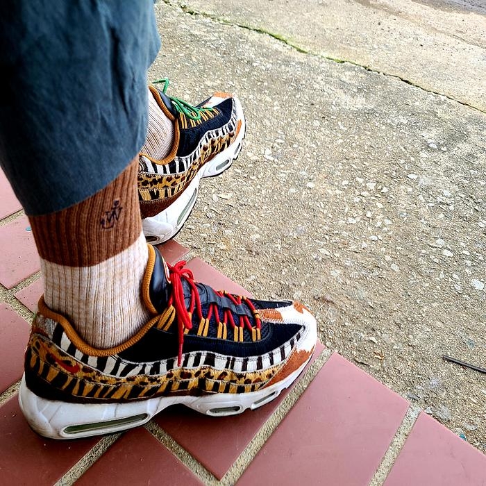 Nike x Atmos Air Max 95 Animal Pack 2.0 (2018 All Black Box) 착용 스타일 - 2