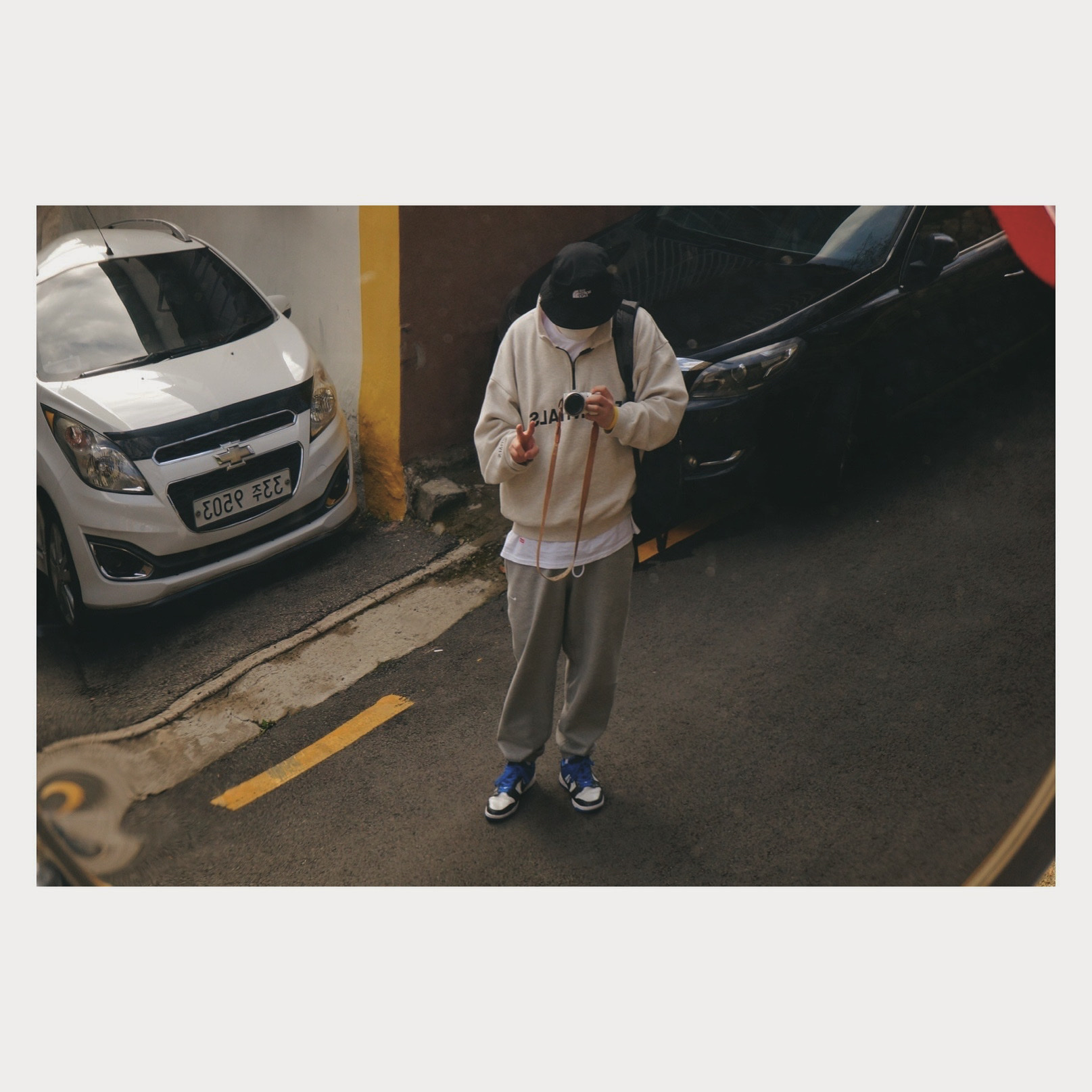 Nike Dunk Low Retro Hyper Cobalt, Essentials Half-Zip Pullover Oatmeal/Oatmeal Heather/Light Heather Oatmeal 2020 착용 스타일