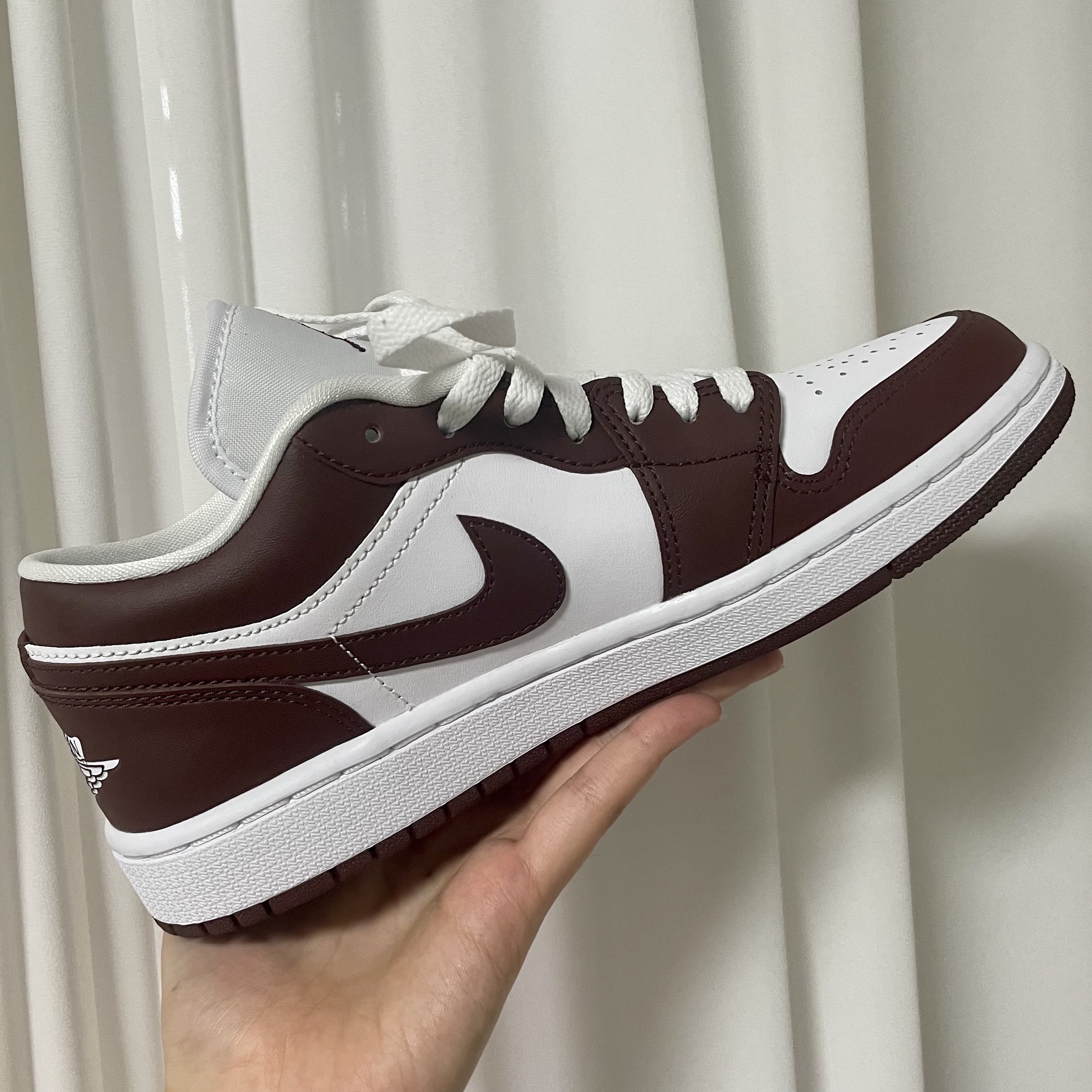 (W) Jordan 1 Low Bronze Eclipse 착용 스타일