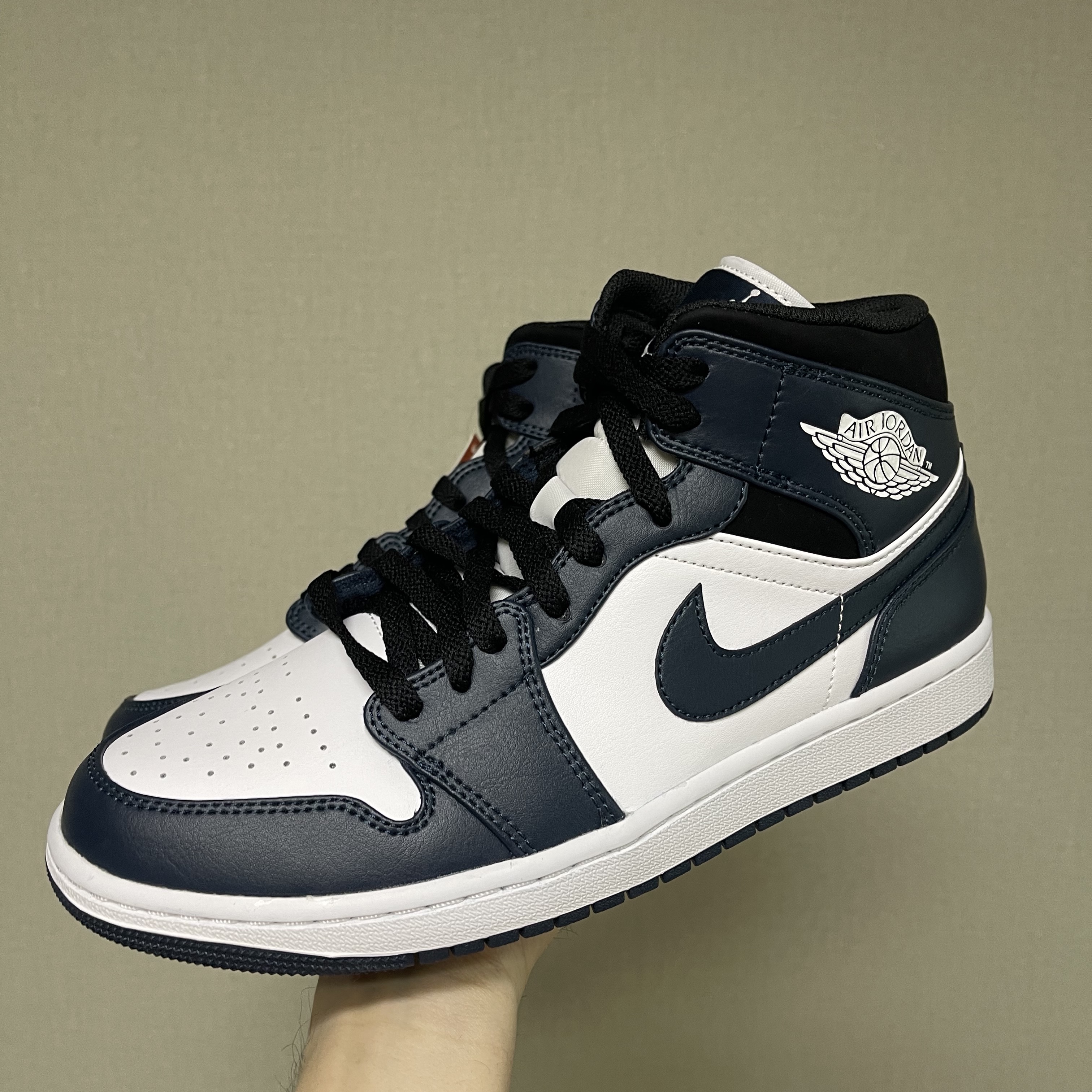 Jordan 1 Mid Dark Teal 착용 스타일 - 4