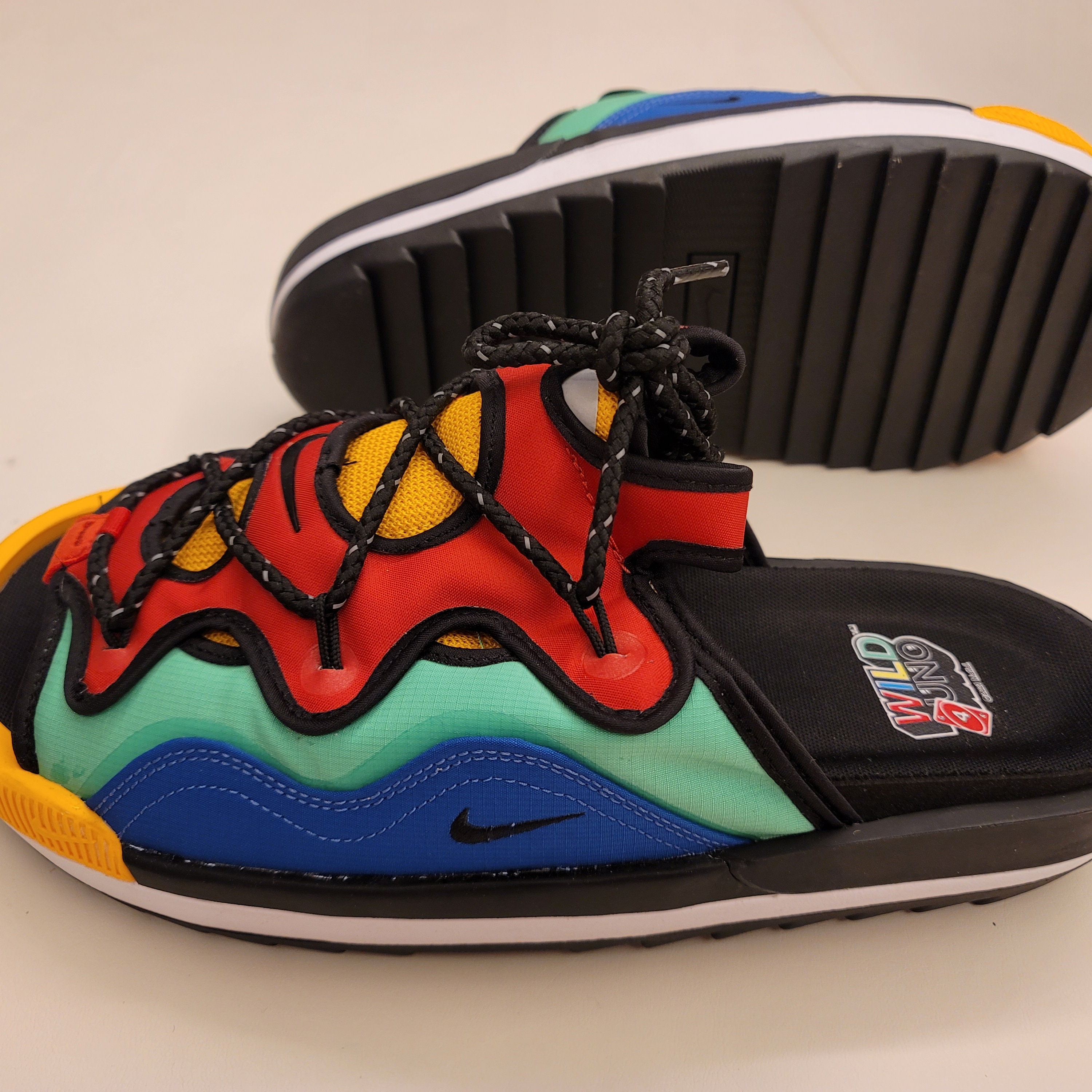 Nike x UNO Offline 2.0 PRM QS Multi-Color 착용 스타일 - 1