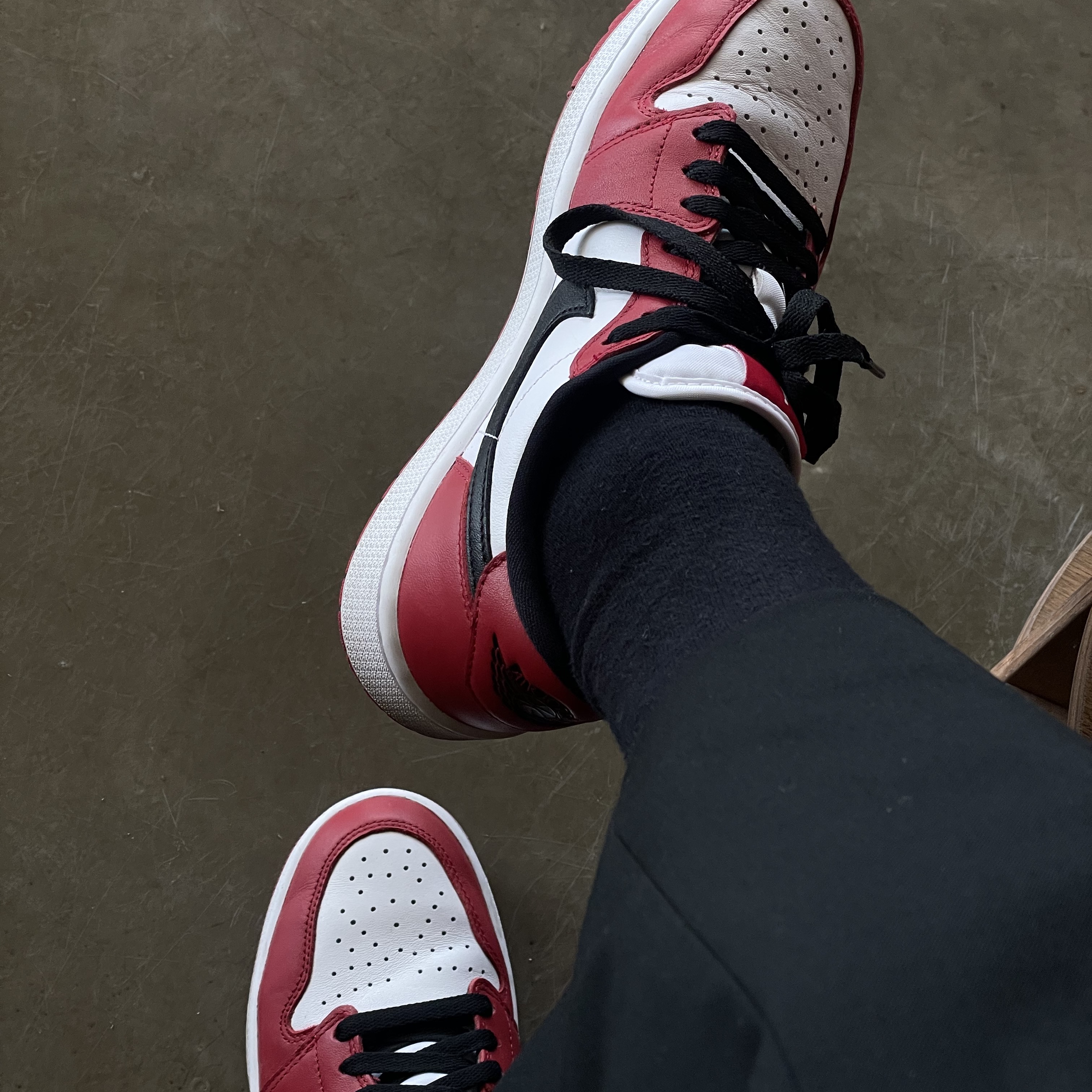 Jordan 1 Low Golf Chicago 착용 스타일