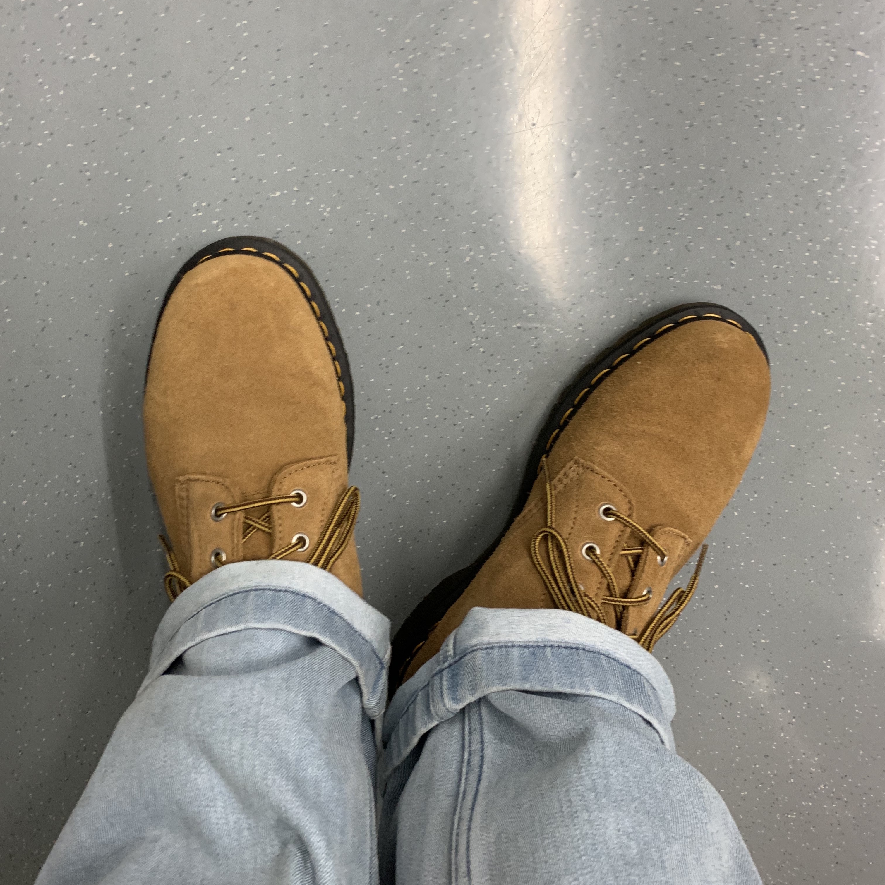Dr. Martens x Stussy 939 Boots Chestnut 착용 스타일