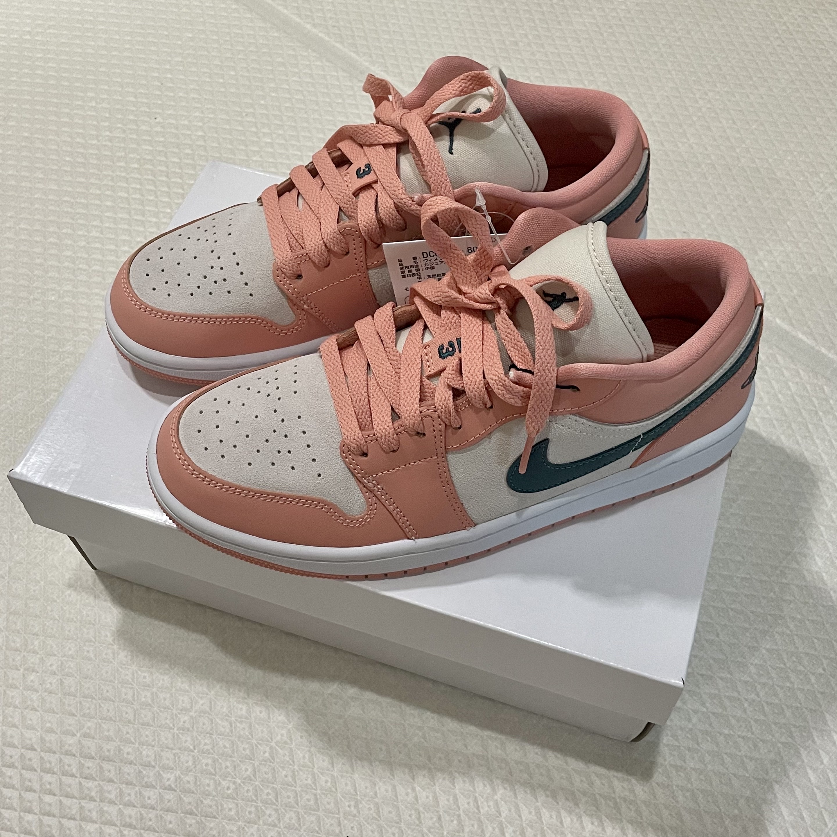 (W) Jordan 1 Low Light Madder Root 착용 스타일
