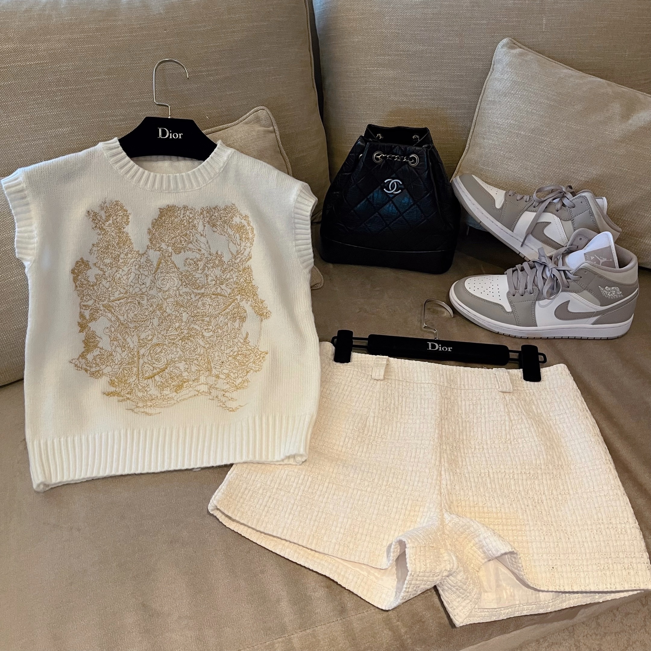 Jordan 1 Mid College Grey, Rolex Lady-Datejust 28mm 279171 Chocolate Diamond-Set Jubilee 착용 스타일 - 4