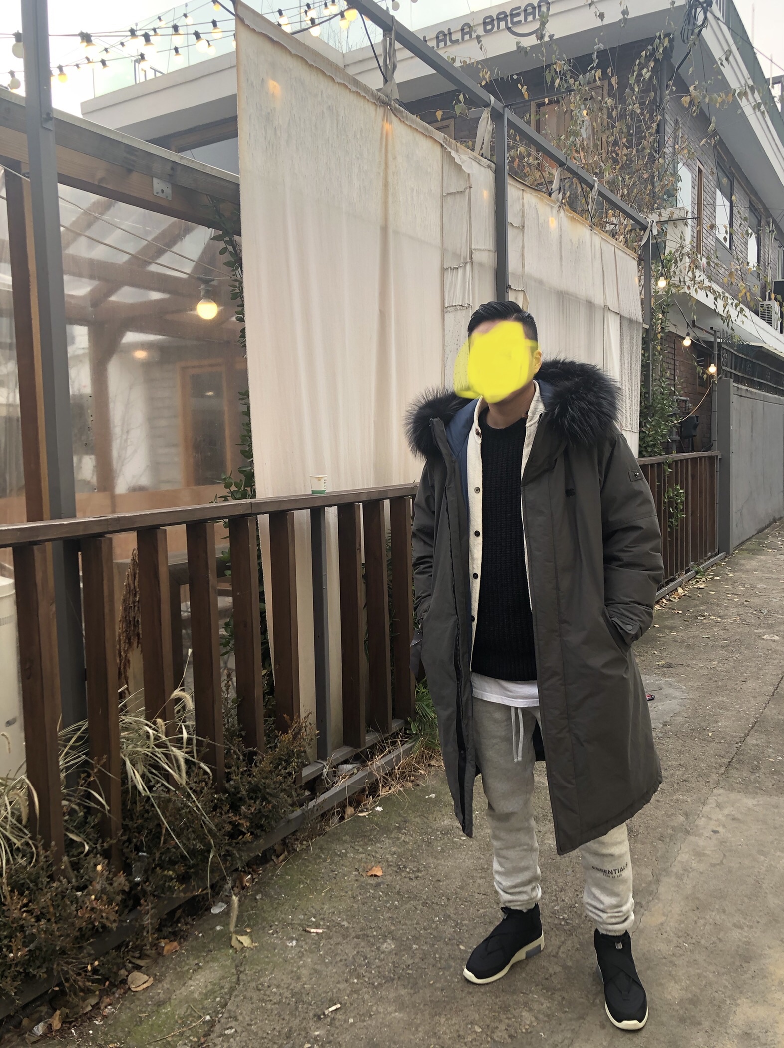 Nike x Fear of God Air Fear of God Raid Black 착용 스타일 - 1
