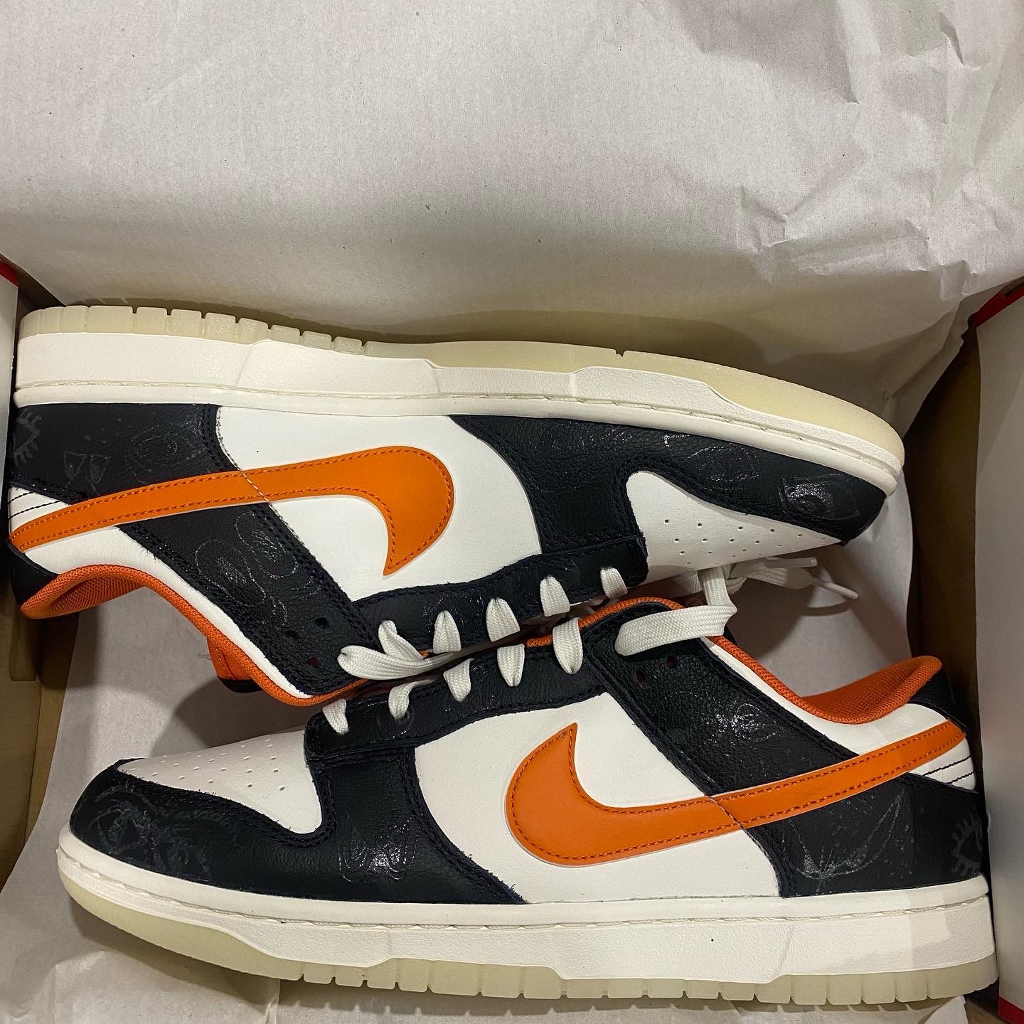 Nike Dunk Low Retro PRM Halloween 착용 스타일 - 1