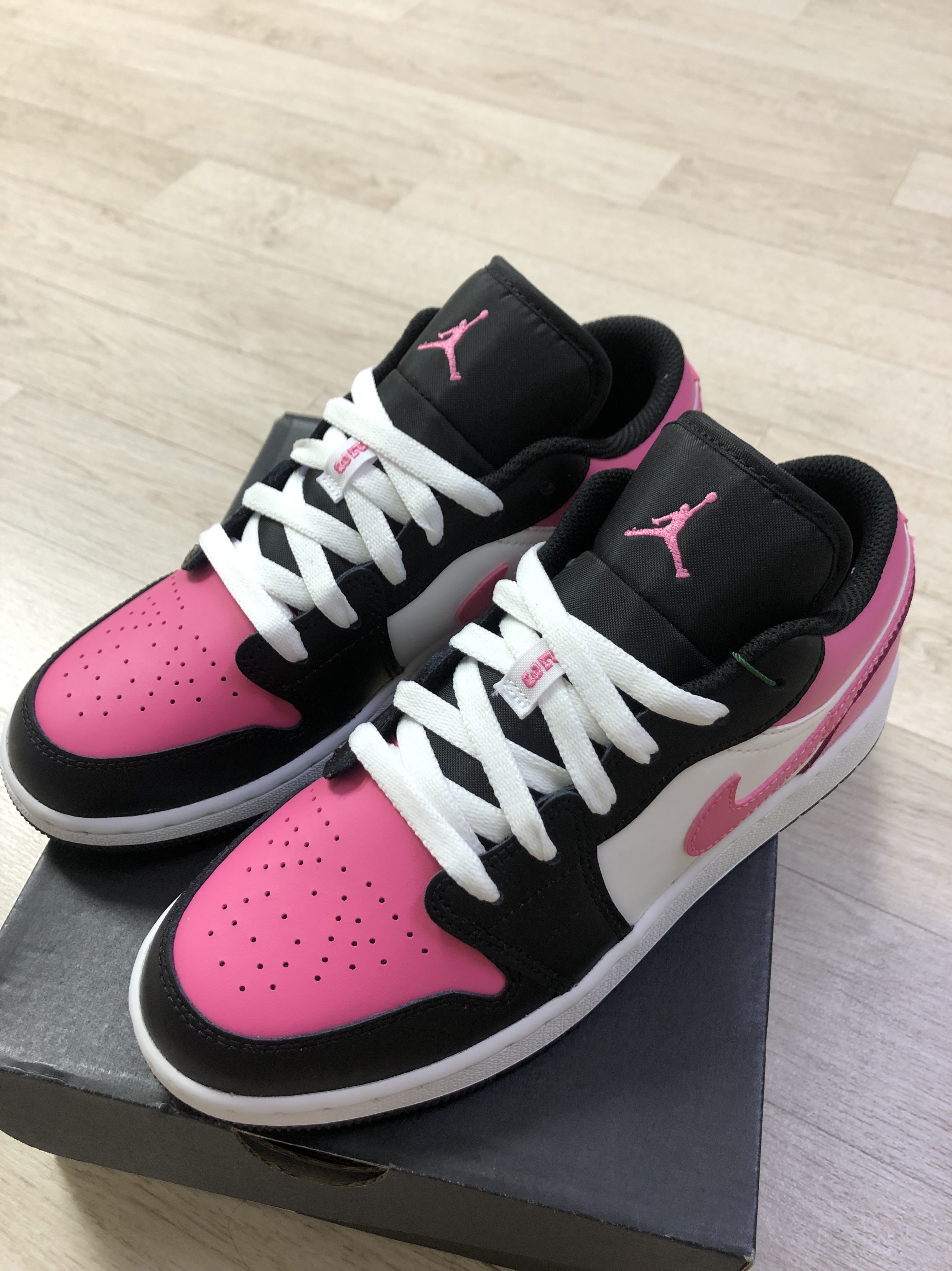(GS) Jordan 1 Low Pinksicle 착용 스타일 - 4