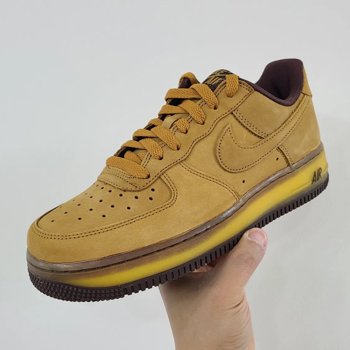 Nike Air Force 1 Low Retro SP Wheat Mocha 착용 스타일 - 1