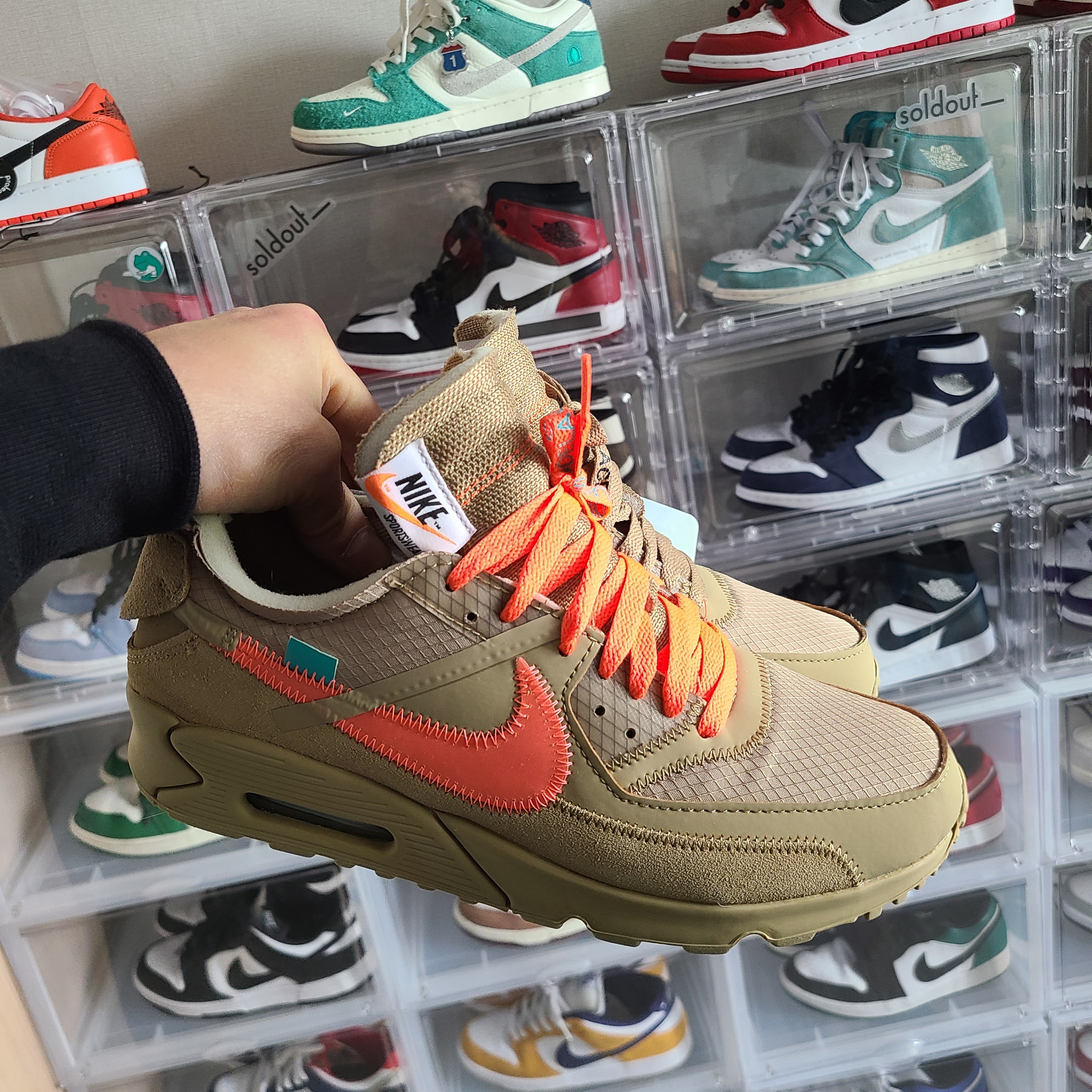 Nike x Off-White Air Max 90 V2 Desert Ore 착용 스타일 - 1
