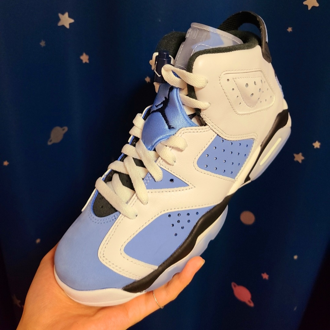(GS) Jordan 6 Retro University Blue 착용 스타일 - 4