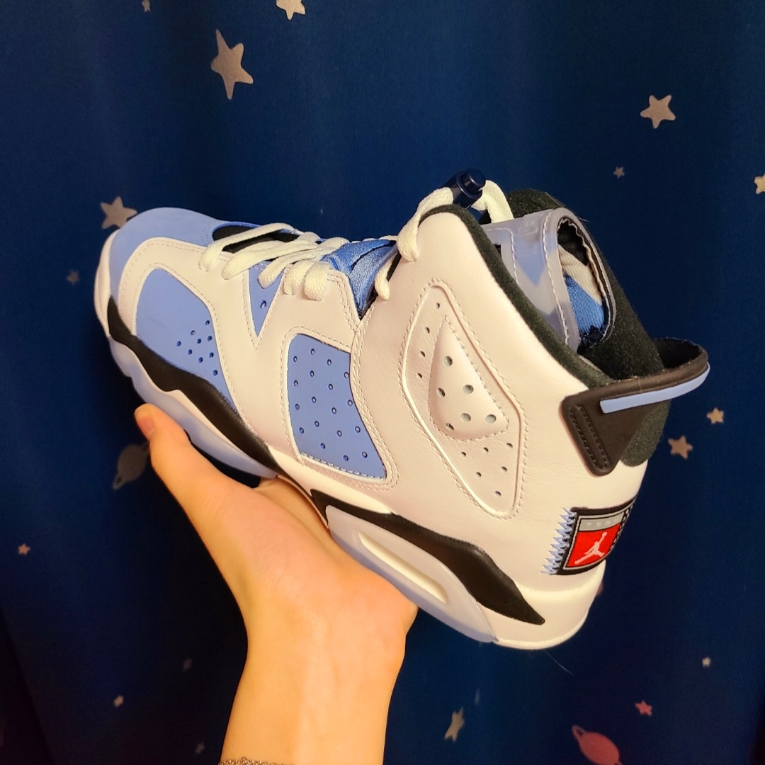(GS) Jordan 6 Retro University Blue 착용 스타일 - 5
