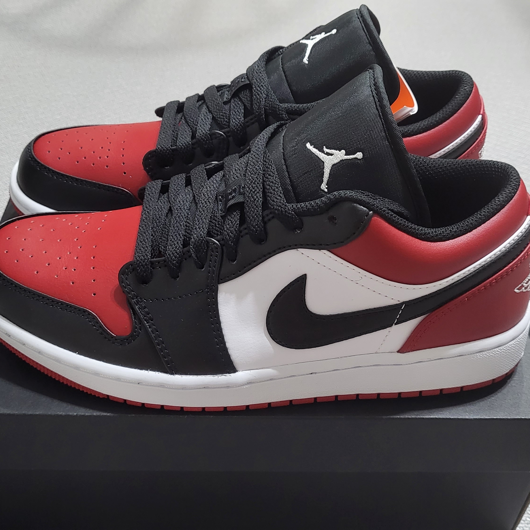 Jordan 1 Low Bred Toe 착용 스타일
