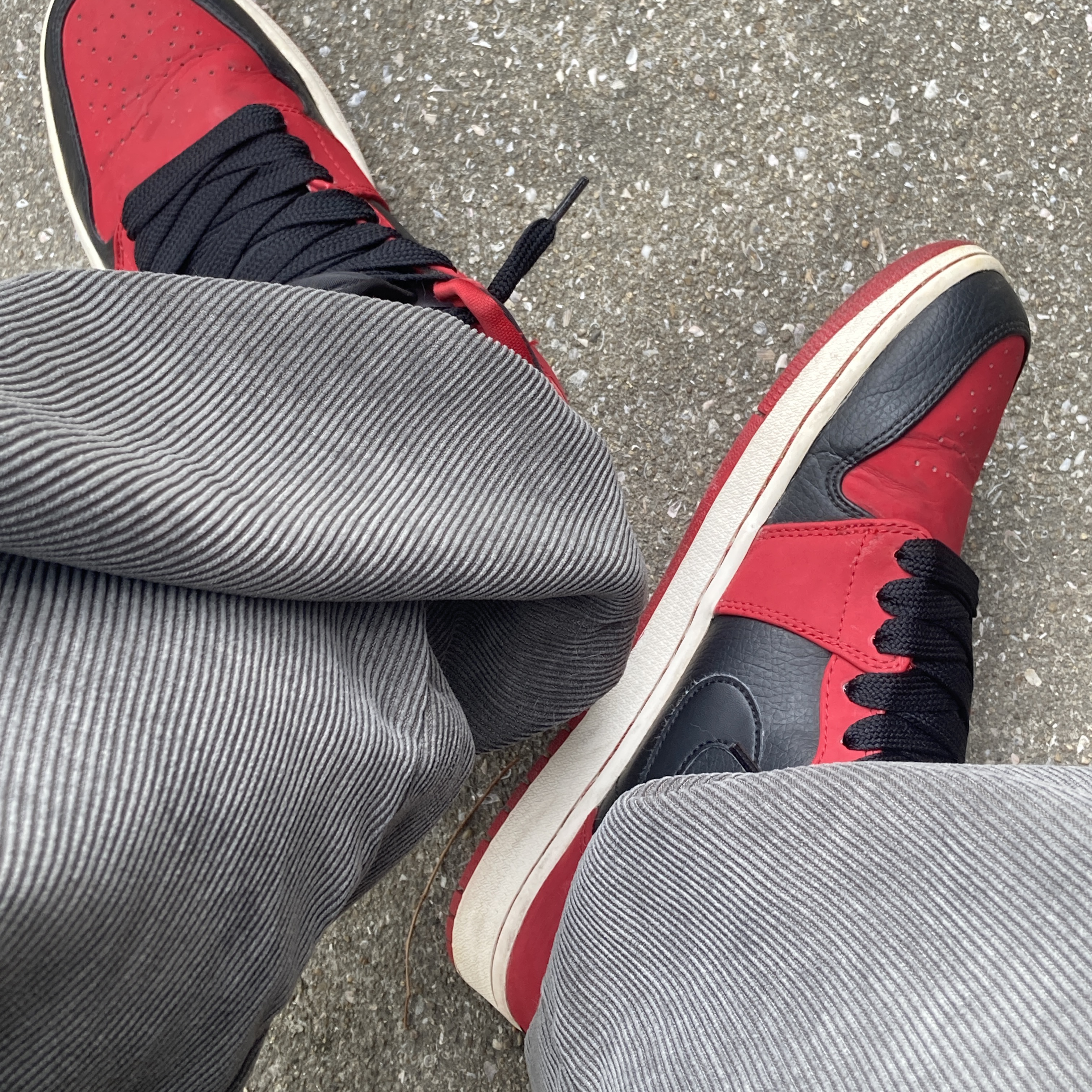 Jordan 1 Mid Bred 2013 착용 스타일