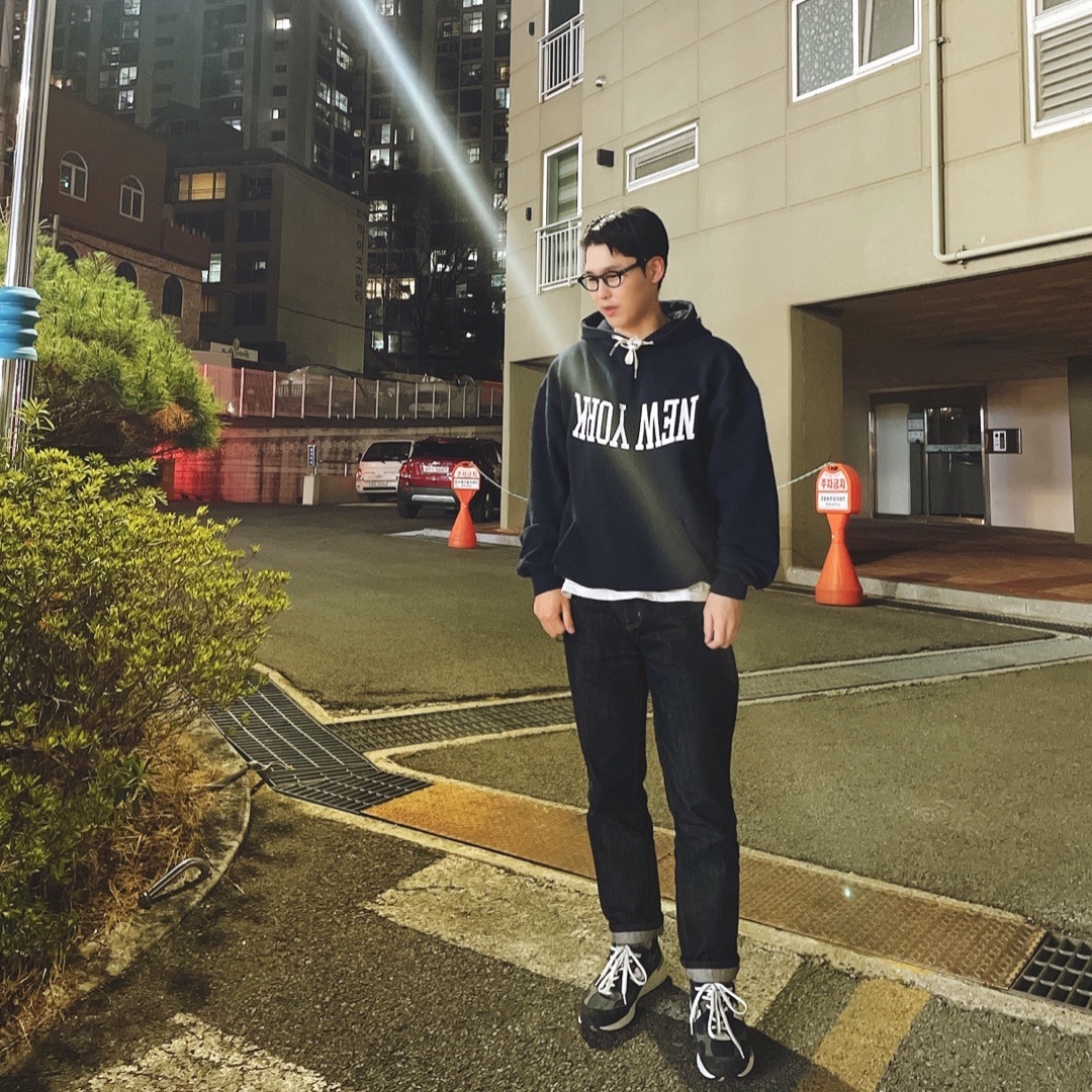 New Balance 992 Made in USA Navy 착용 스타일