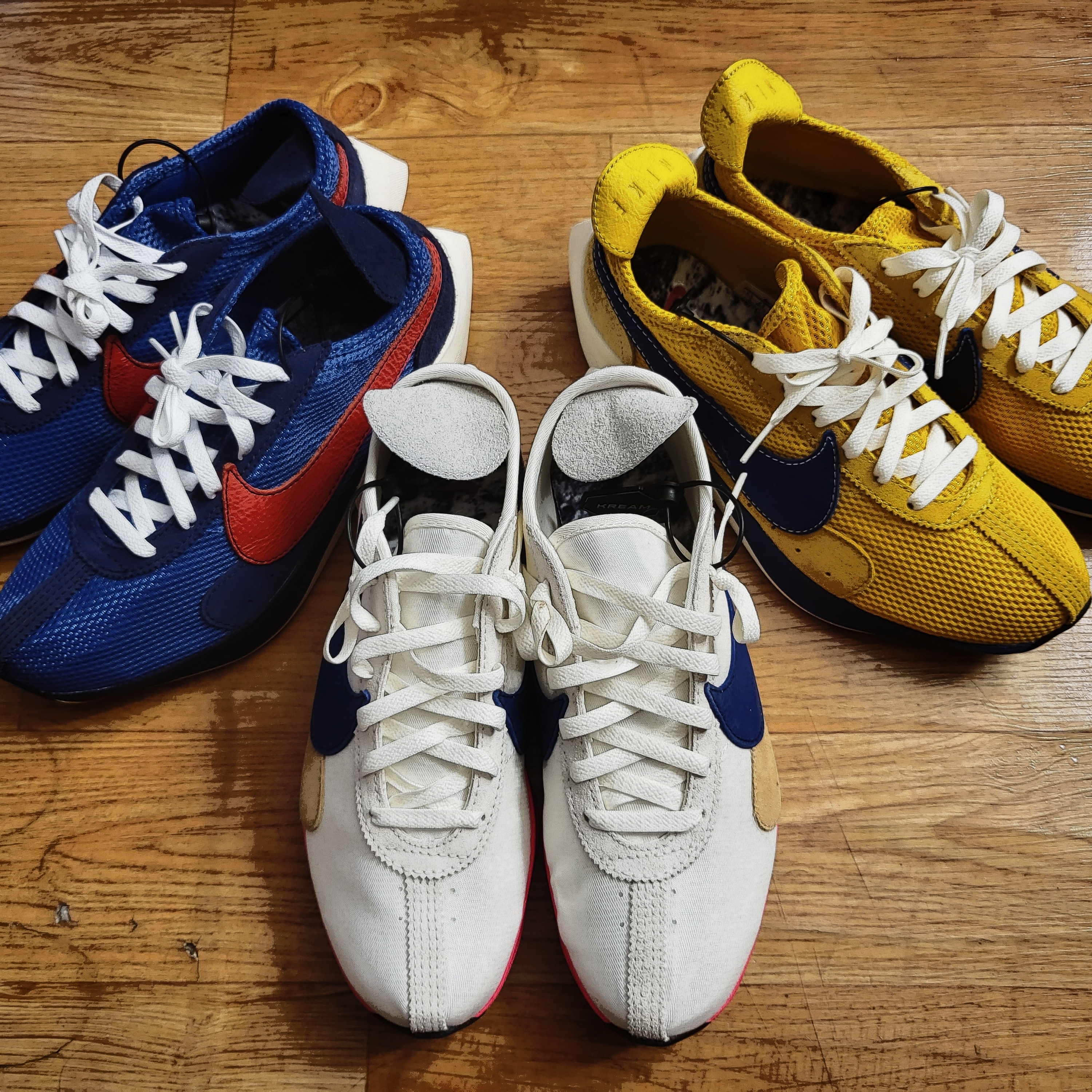 Nike Moon Racer Sail Solar Blue, Nike Moon Racer Mountain Blue Team Orange 착용 스타일 - 1