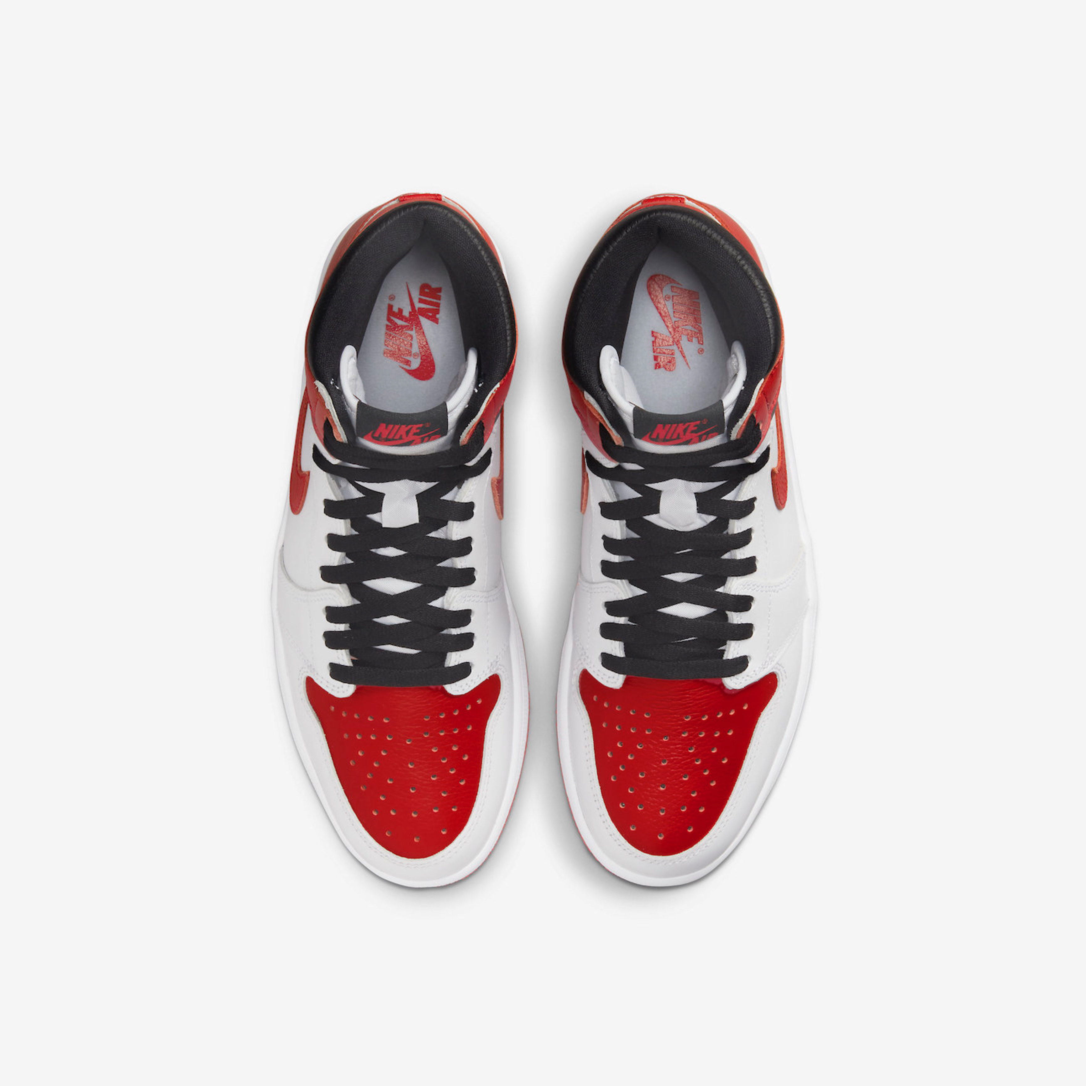 Jordan 1 Retro High OG Heritage, (GS) Jordan 1 Retro High OG Heritage 착용 스타일 - 4