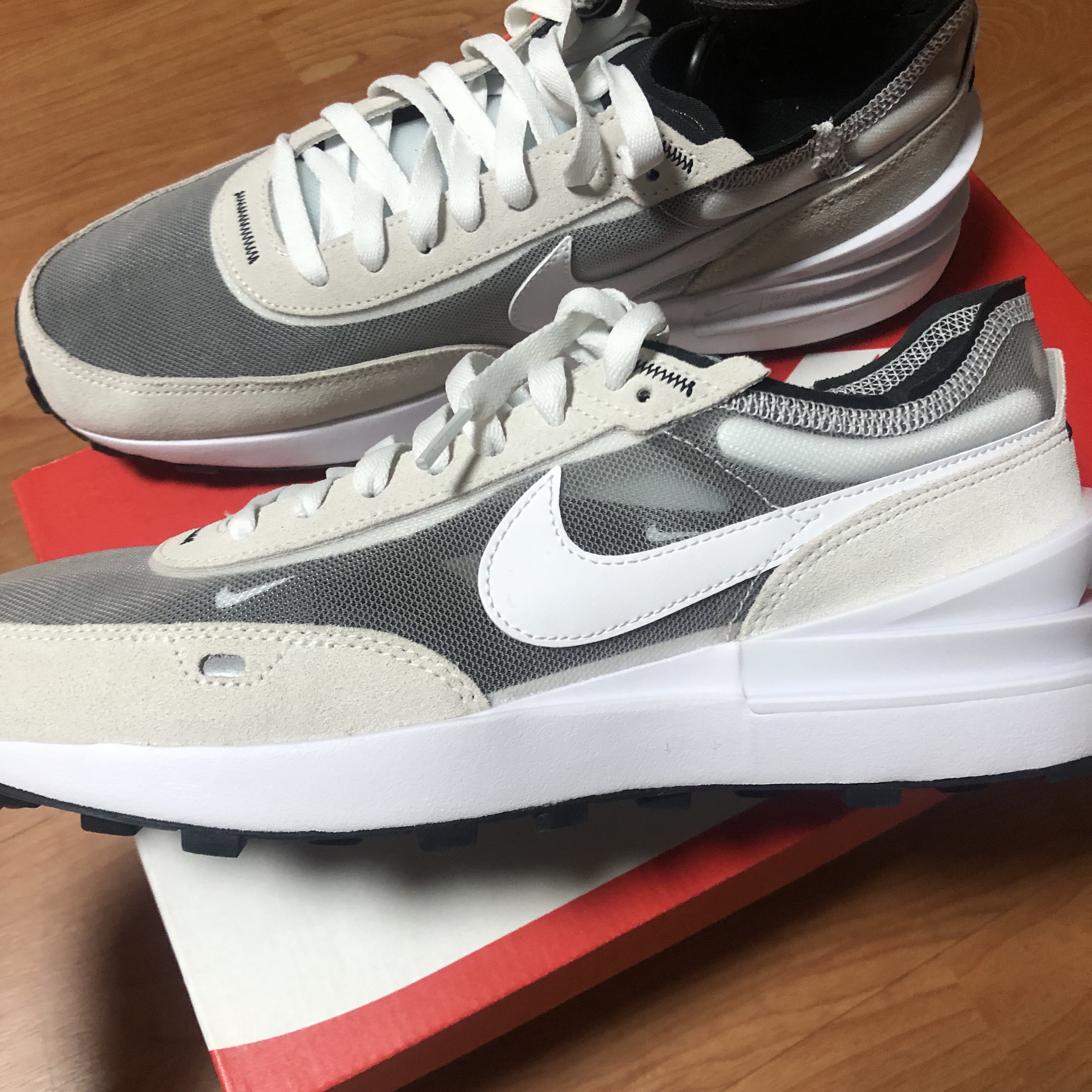 Nike Waffle One Infinite Lilac 착용 스타일