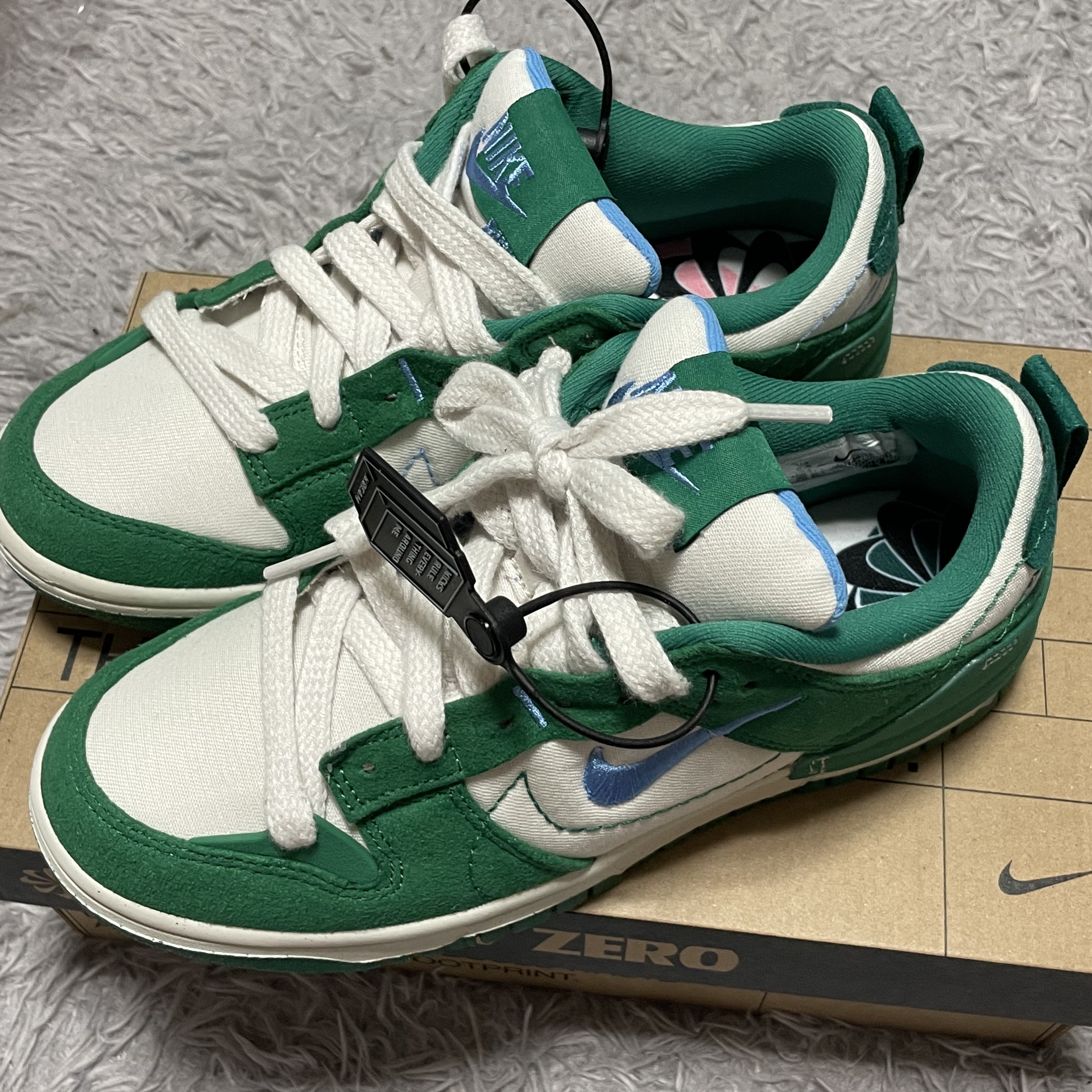 (W) Nike Dunk Low Disrupt 2 Phantom University Blue 착용 스타일 - 1