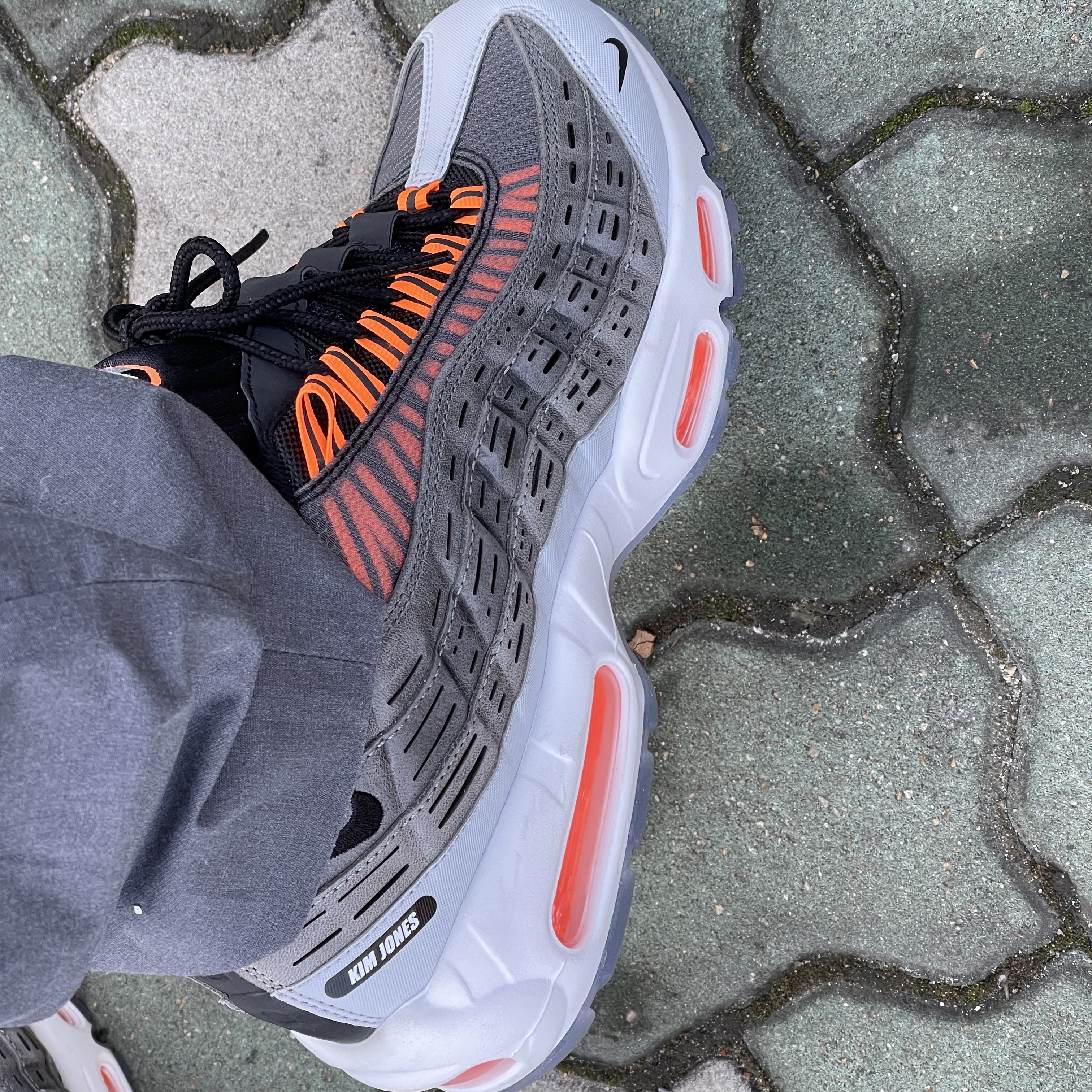Nike x Kim Jones Air Max 95 Total Orange 착용 스타일 - 1