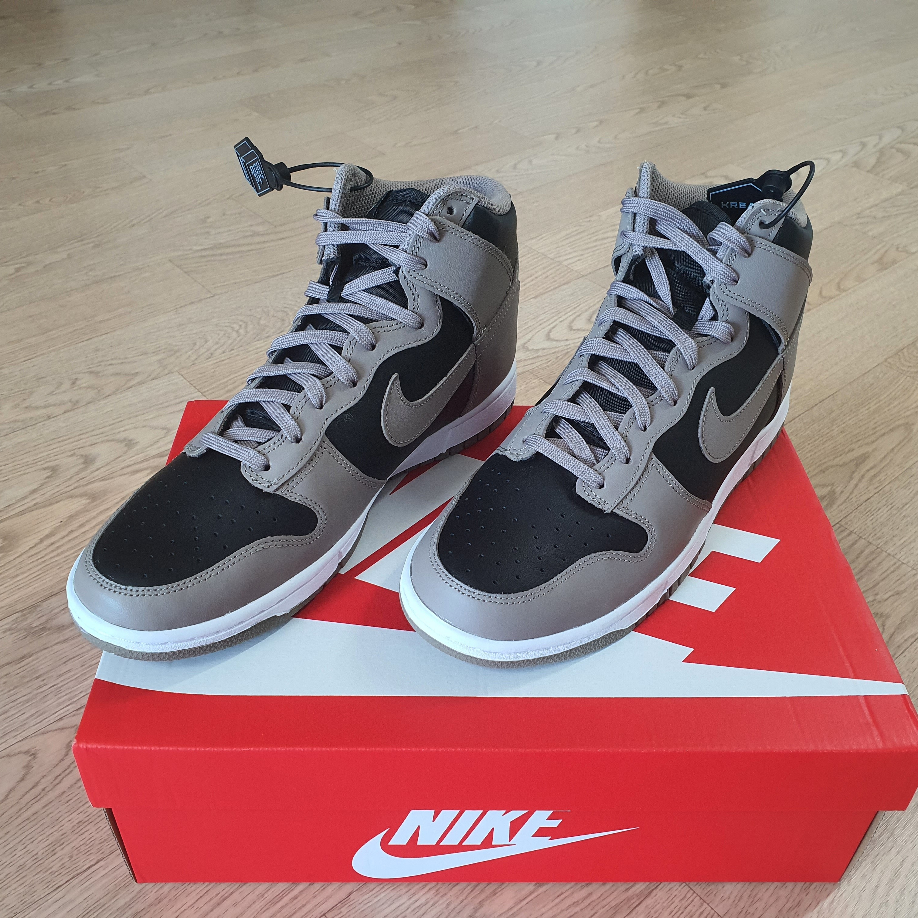 (W) Nike Dunk High Moon Fossil 착용 스타일 - 1