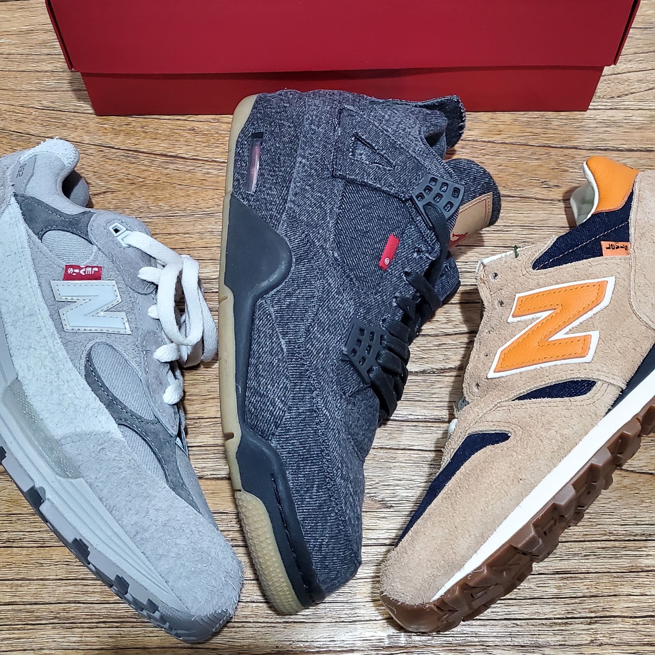 Jordan 4 x Levi's Retro Black Denim (Blank Tag), New Balance x Levi's 992 Made in USA Grey (Levi's Tag) 착용 스타일 - 2