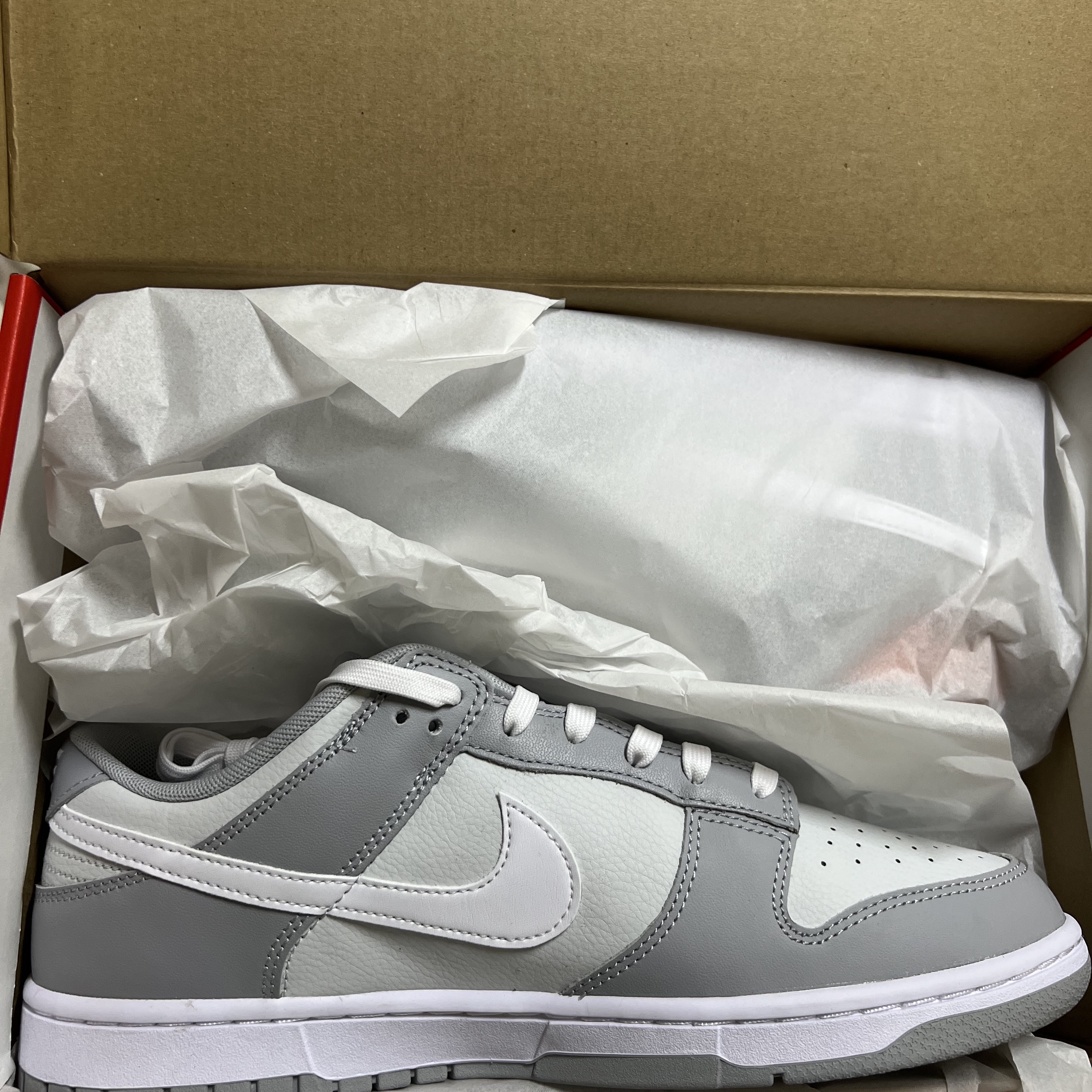 Nike Dunk Low Retro Wolf Grey 착용 스타일