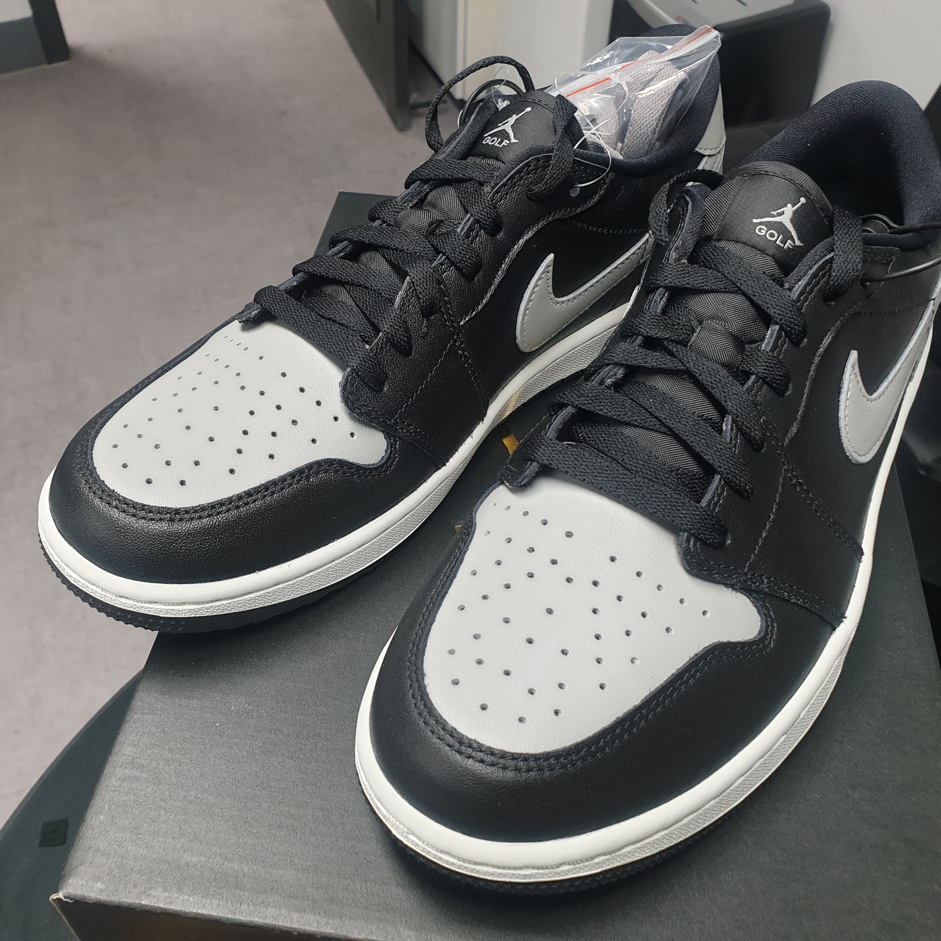 Jordan 1 Low Golf Shadow 착용 스타일